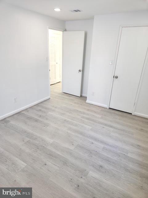 HUNTLEY SQUARE CONDOMINIUMS - Residential