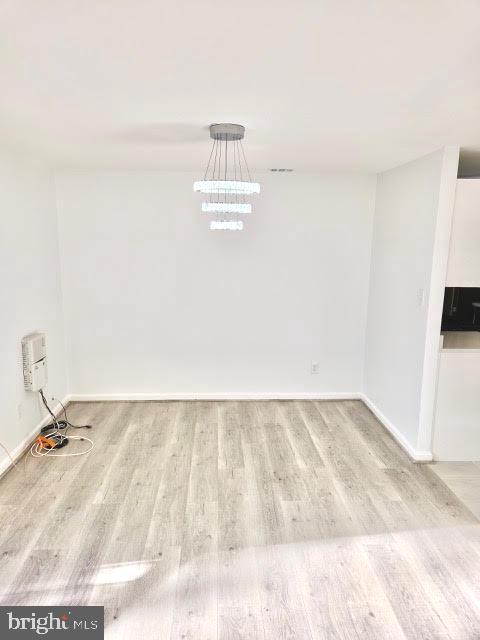 HUNTLEY SQUARE CONDOMINIUMS - Residential