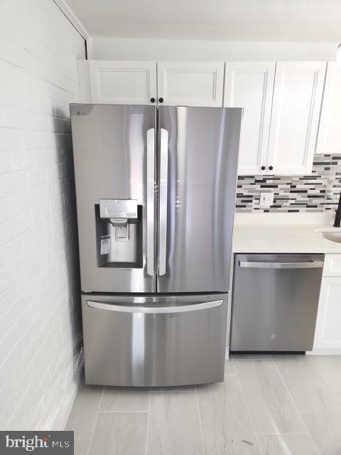 HUNTLEY SQUARE CONDOMINIUMS - Residential