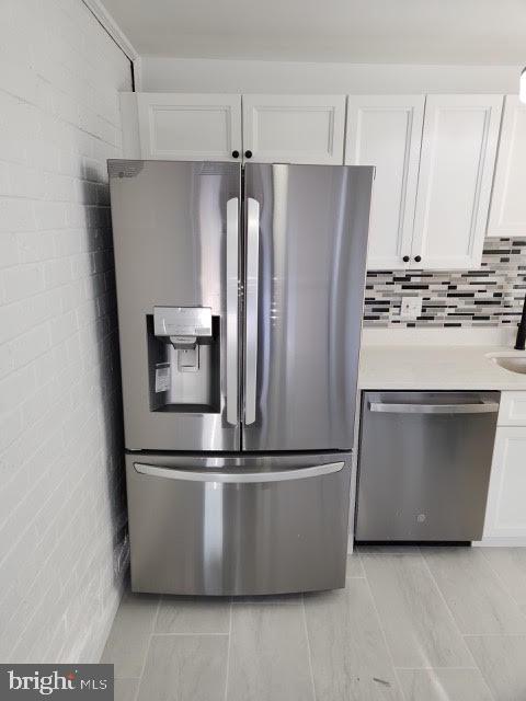 HUNTLEY SQUARE CONDOMINIUMS - Residential