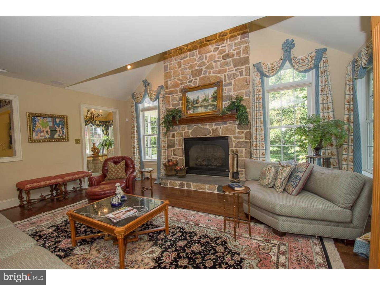 BLACKBERRY HILL - Residential