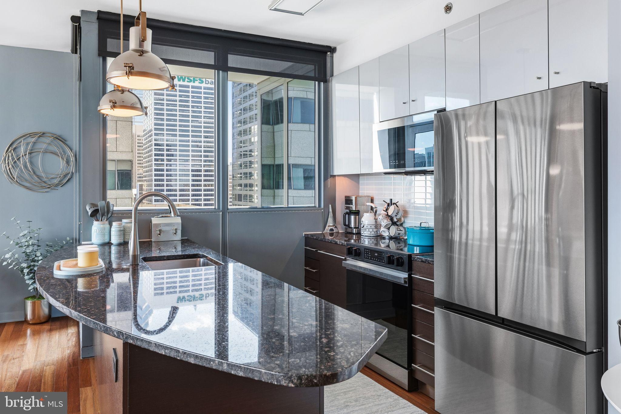 RITTENHOUSE SQUARE - Residential