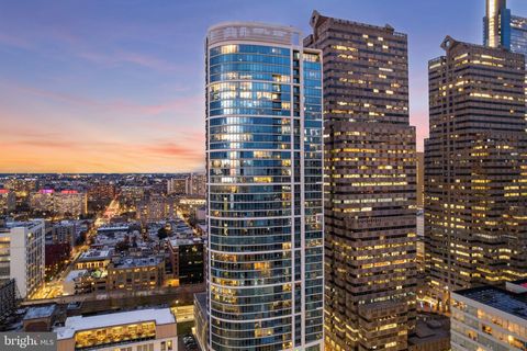 Condo For Sale - 2101 Market Street #2307<br/> PHILADELPHIA, PA 19103