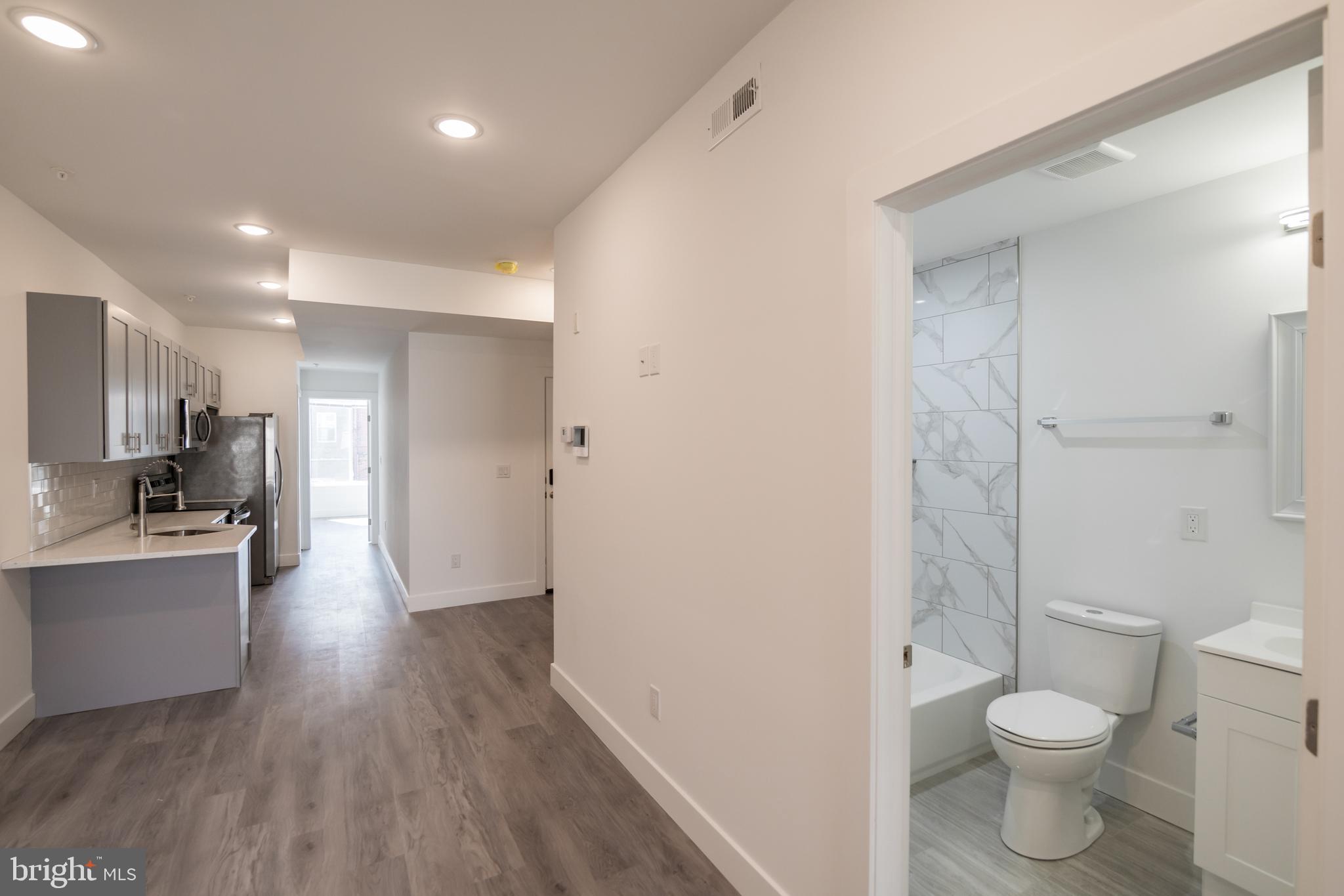 WEST PASSYUNK - Residential Lease