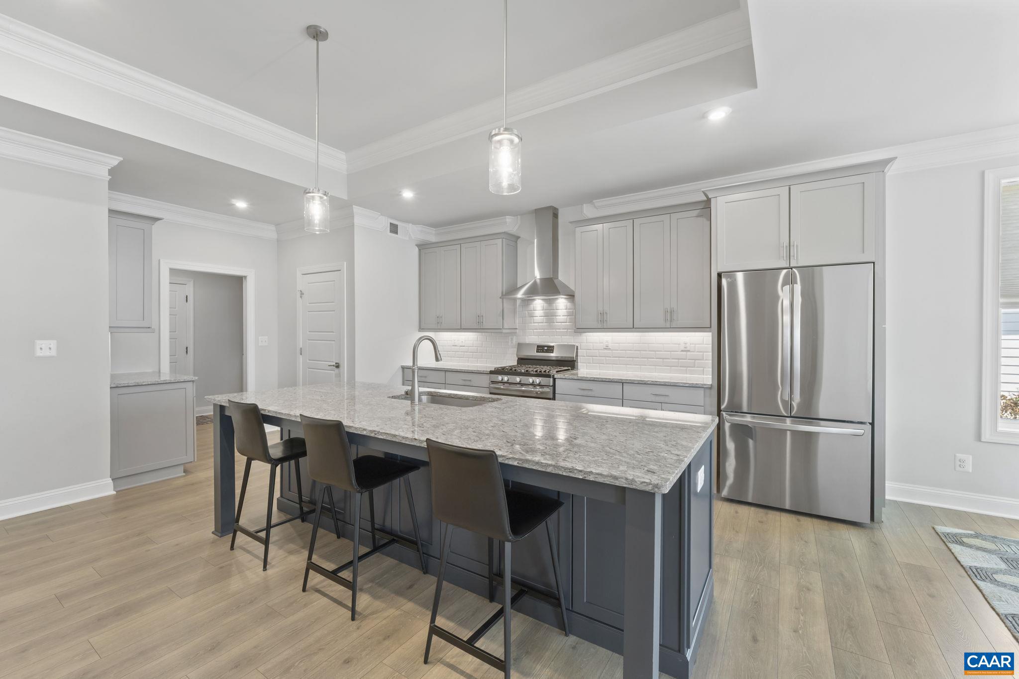 SPRING CREEK - Residential