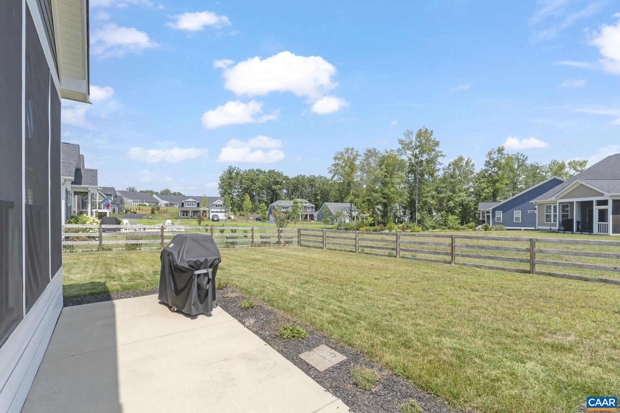 SPRING CREEK - Residential