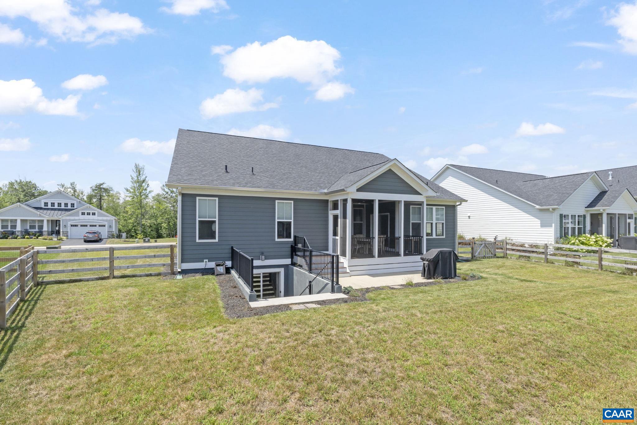 SPRING CREEK - Residential