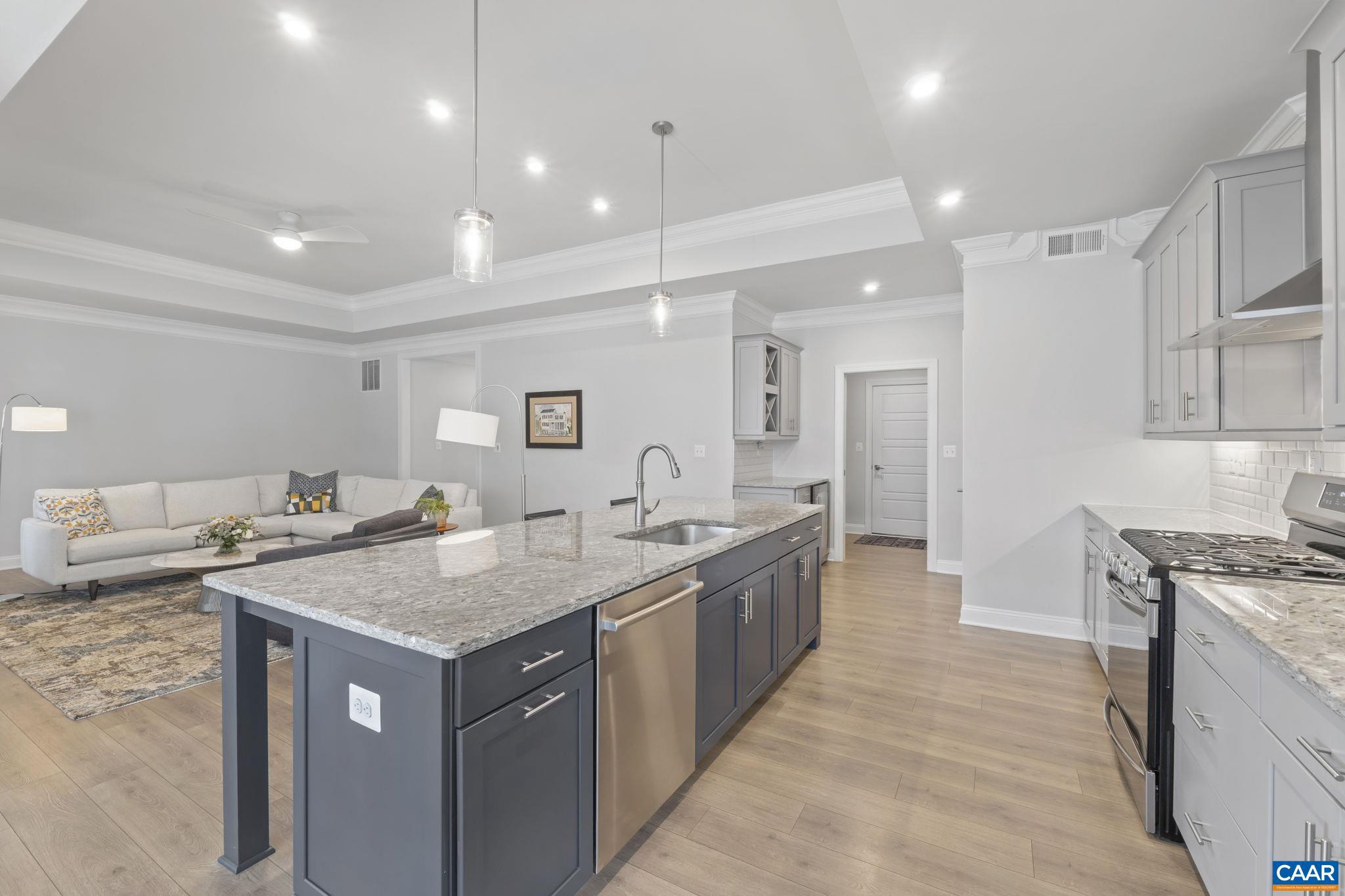 SPRING CREEK - Residential