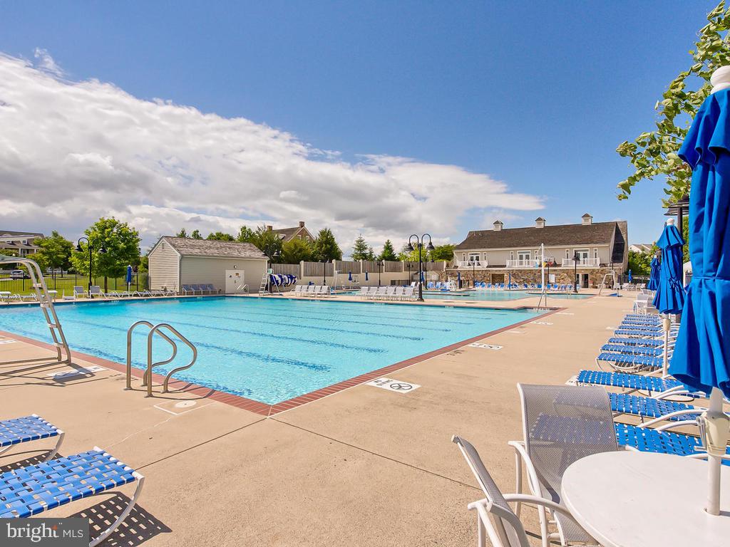 VILLAGES OF URBANA - Residential