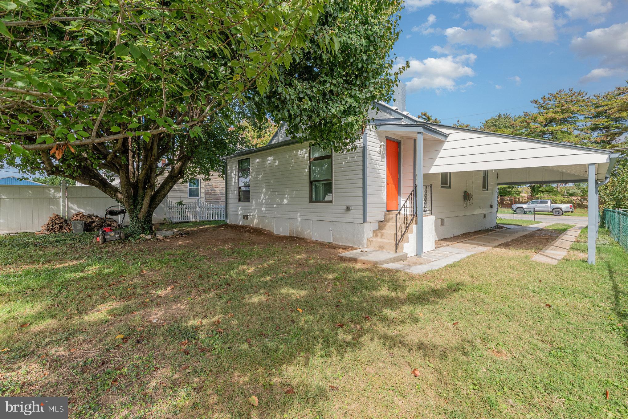 1205 N POINT ROAD