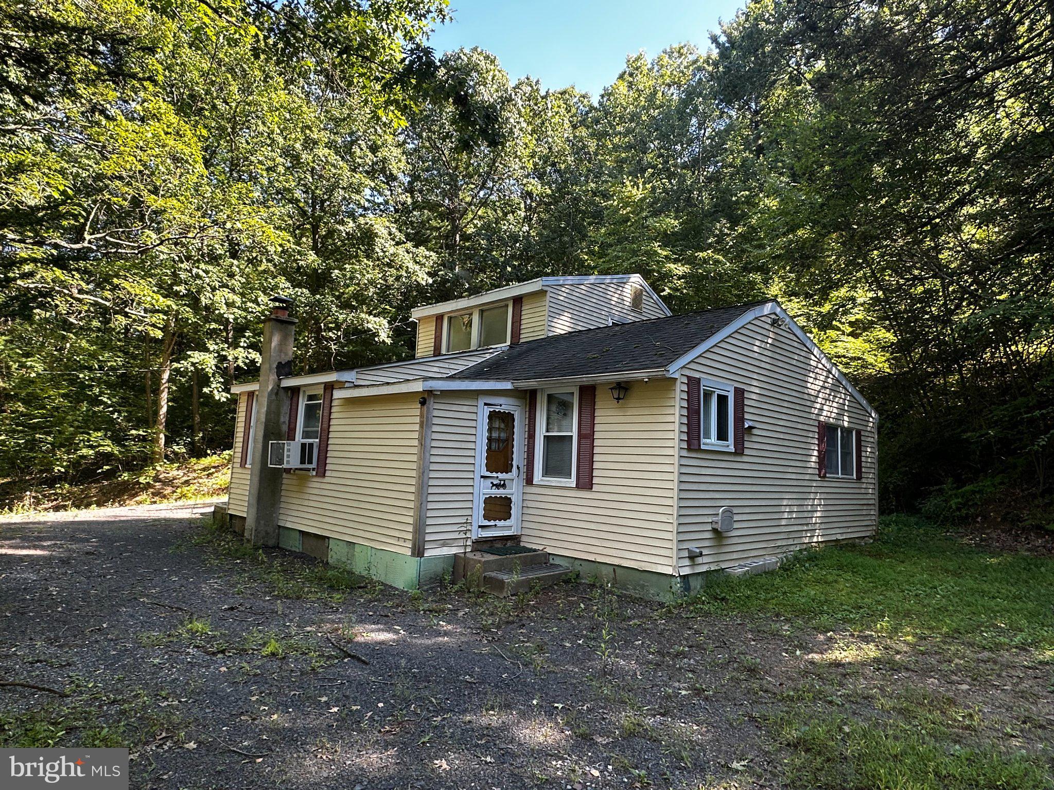 93 MOUNTAIN SIDE LANE