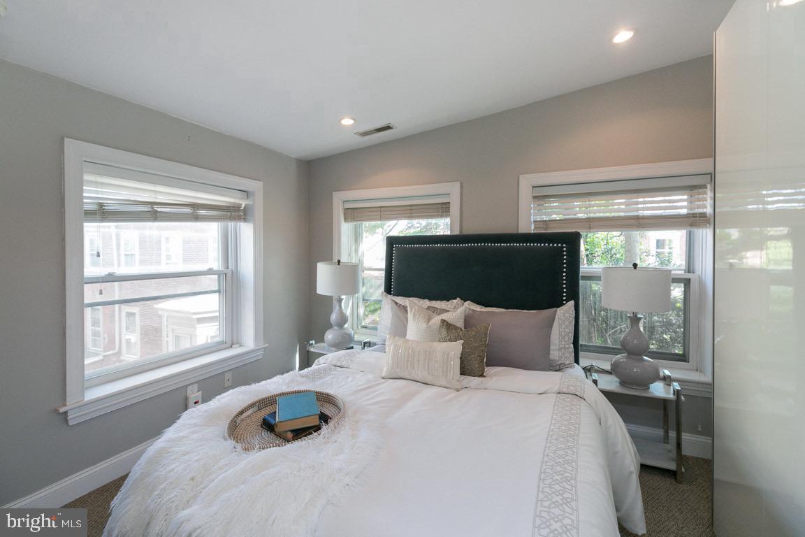 FAIRMOUNT - Residential