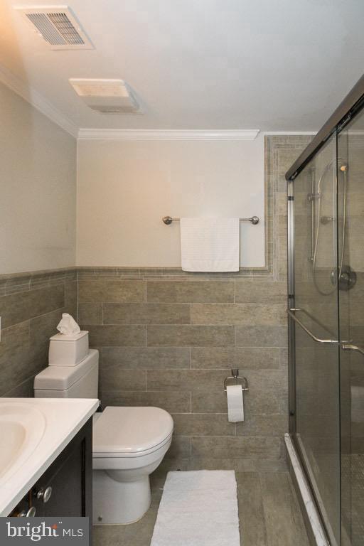 FAIRMOUNT - Residential