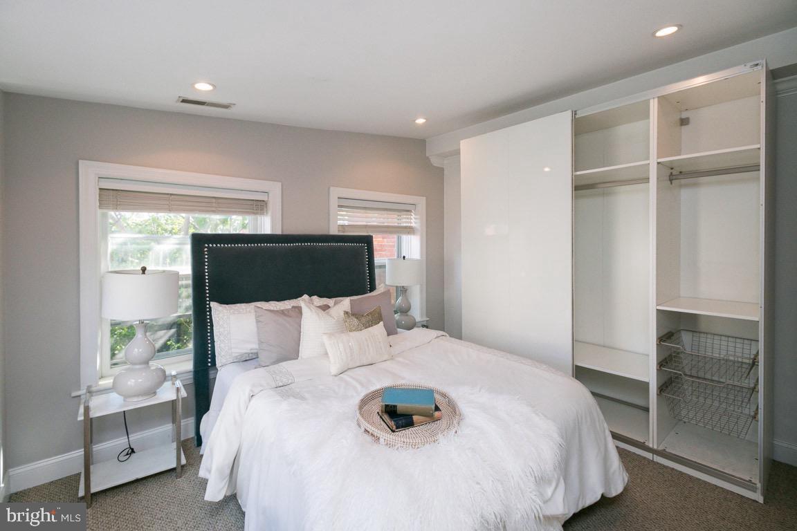 FAIRMOUNT - Residential