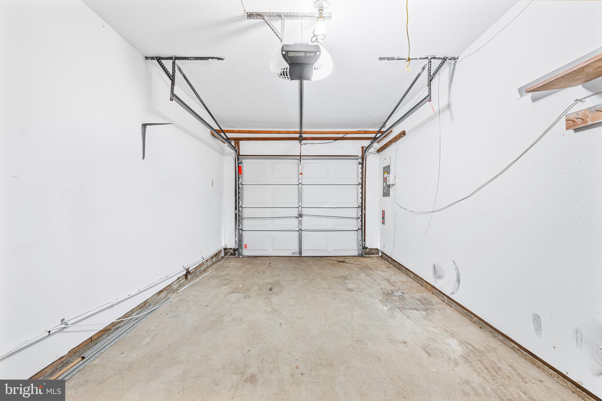 THE PROVINCES - Residential