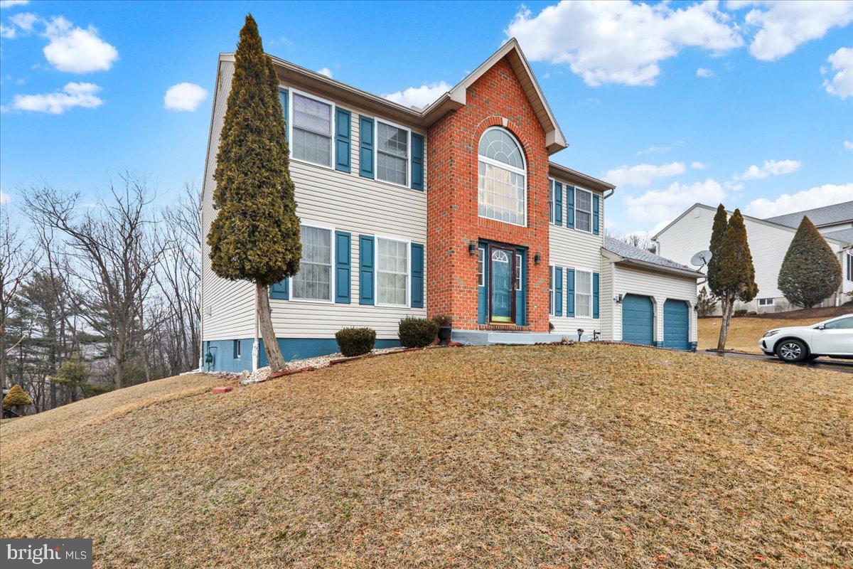 SUNNYSIDE - Residential