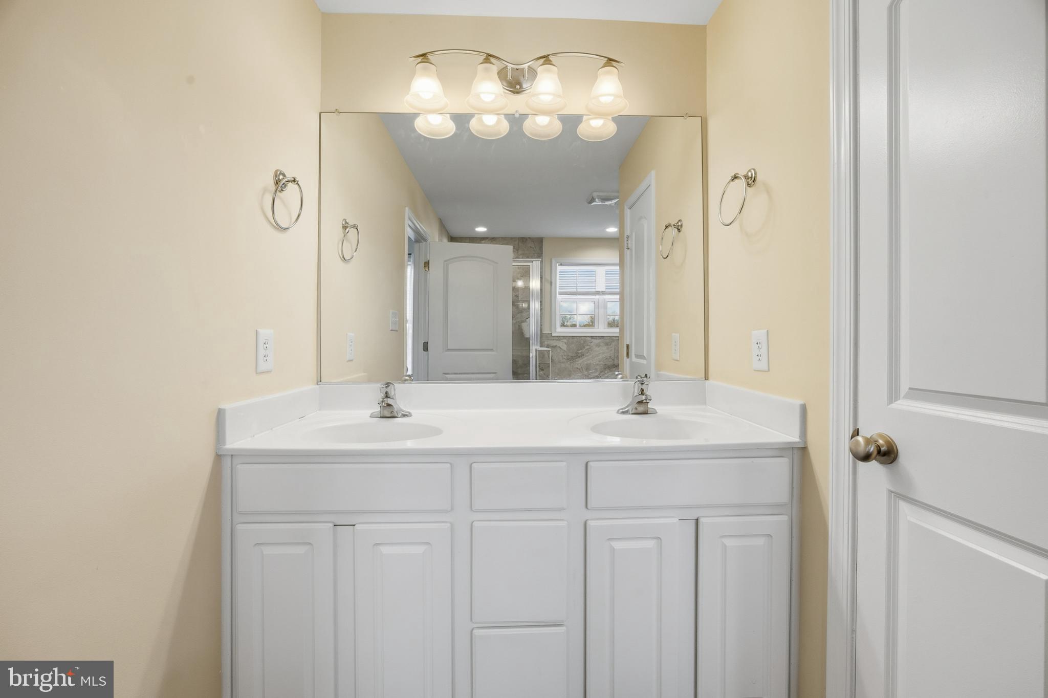 BUTLERS BRIDGE - Residential