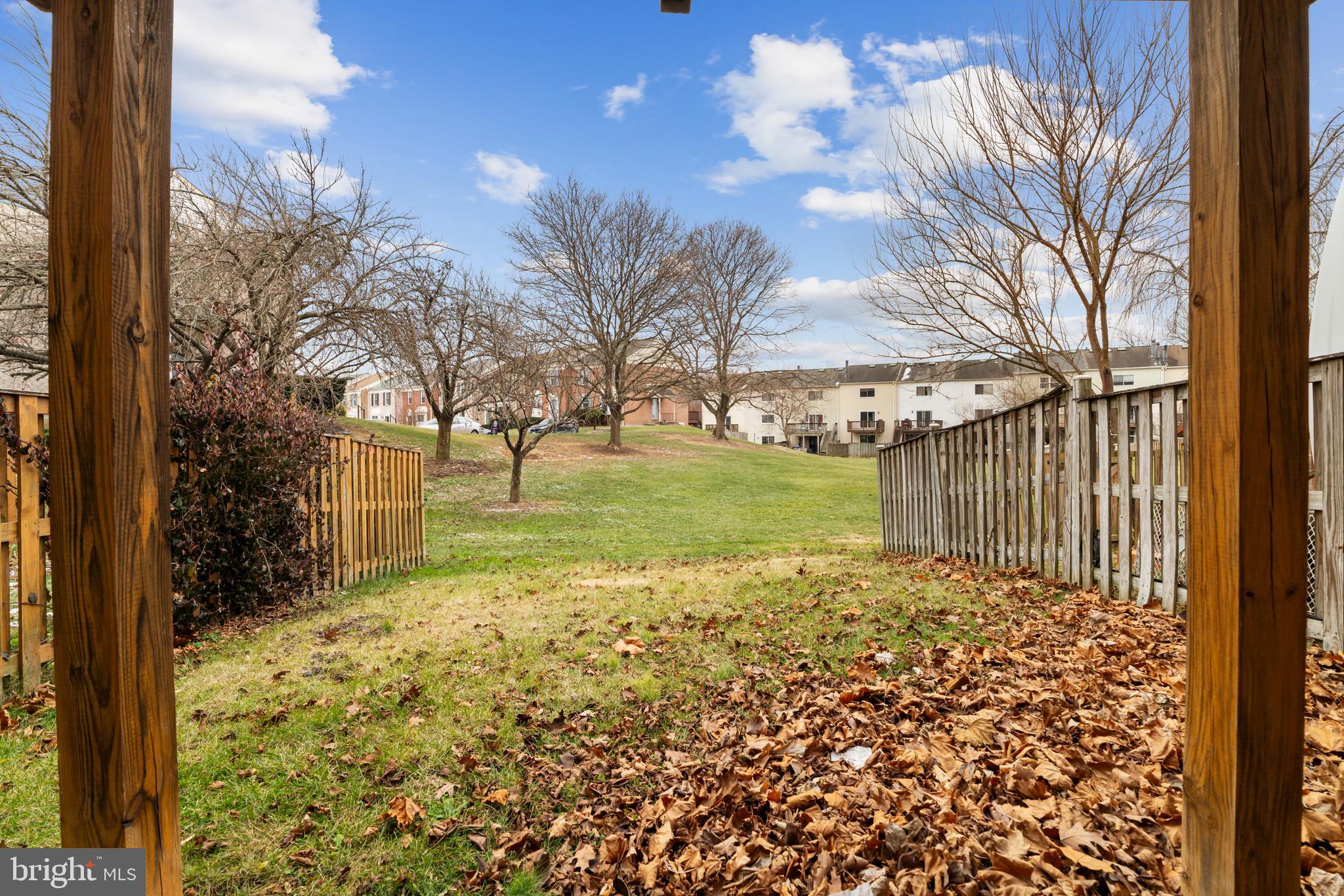 HUNT MEADOW - Residential