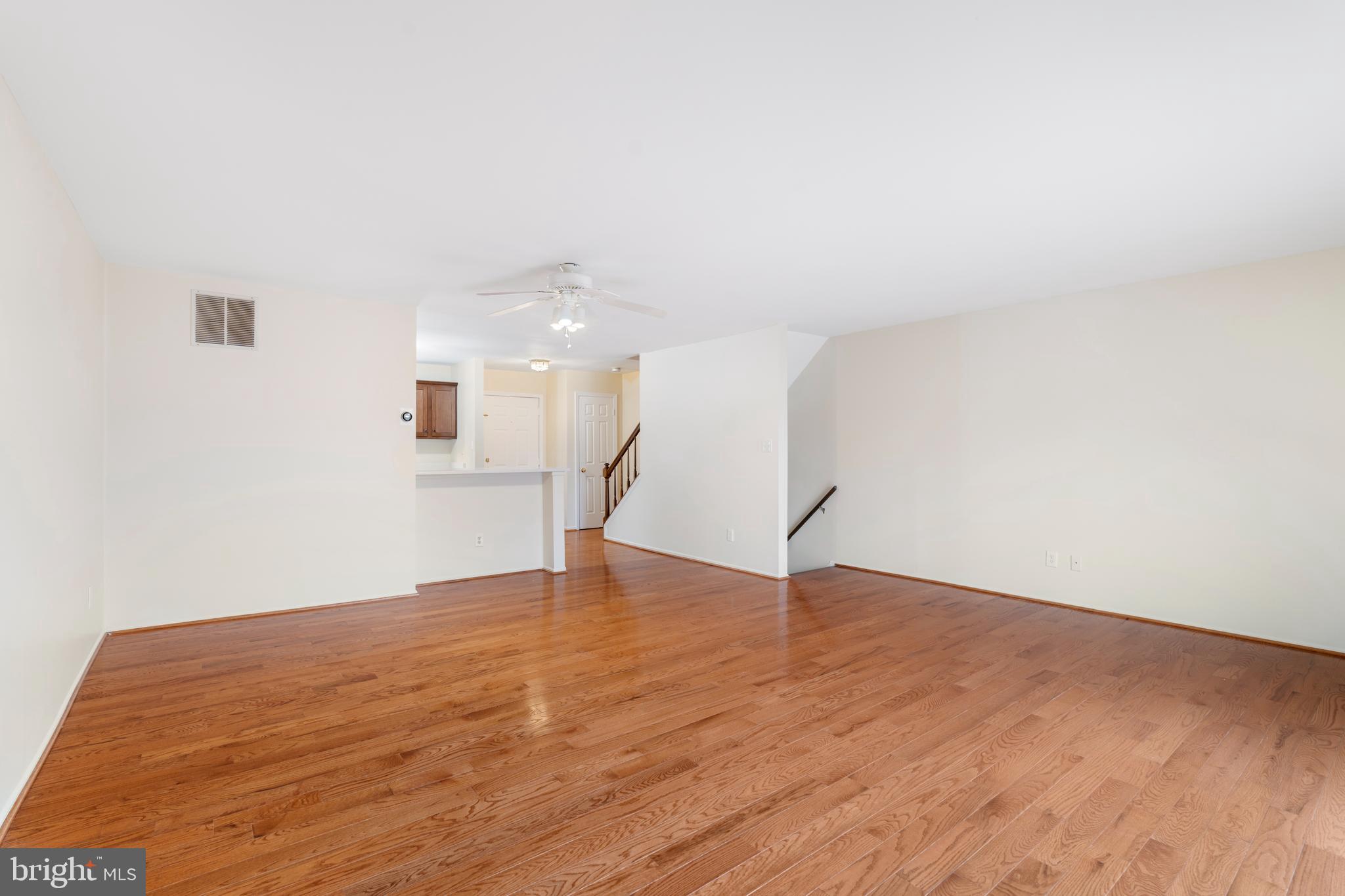 HUNT MEADOW - Residential