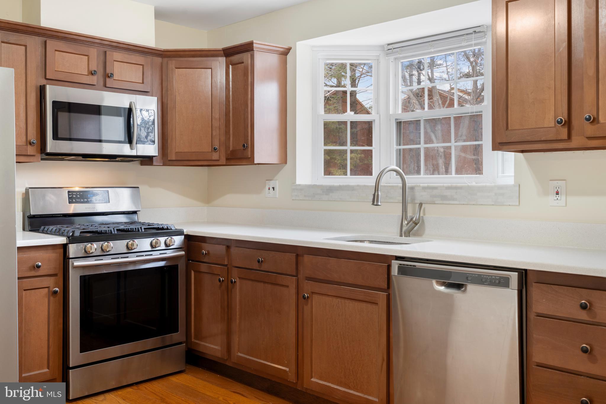 HUNT MEADOW - Residential