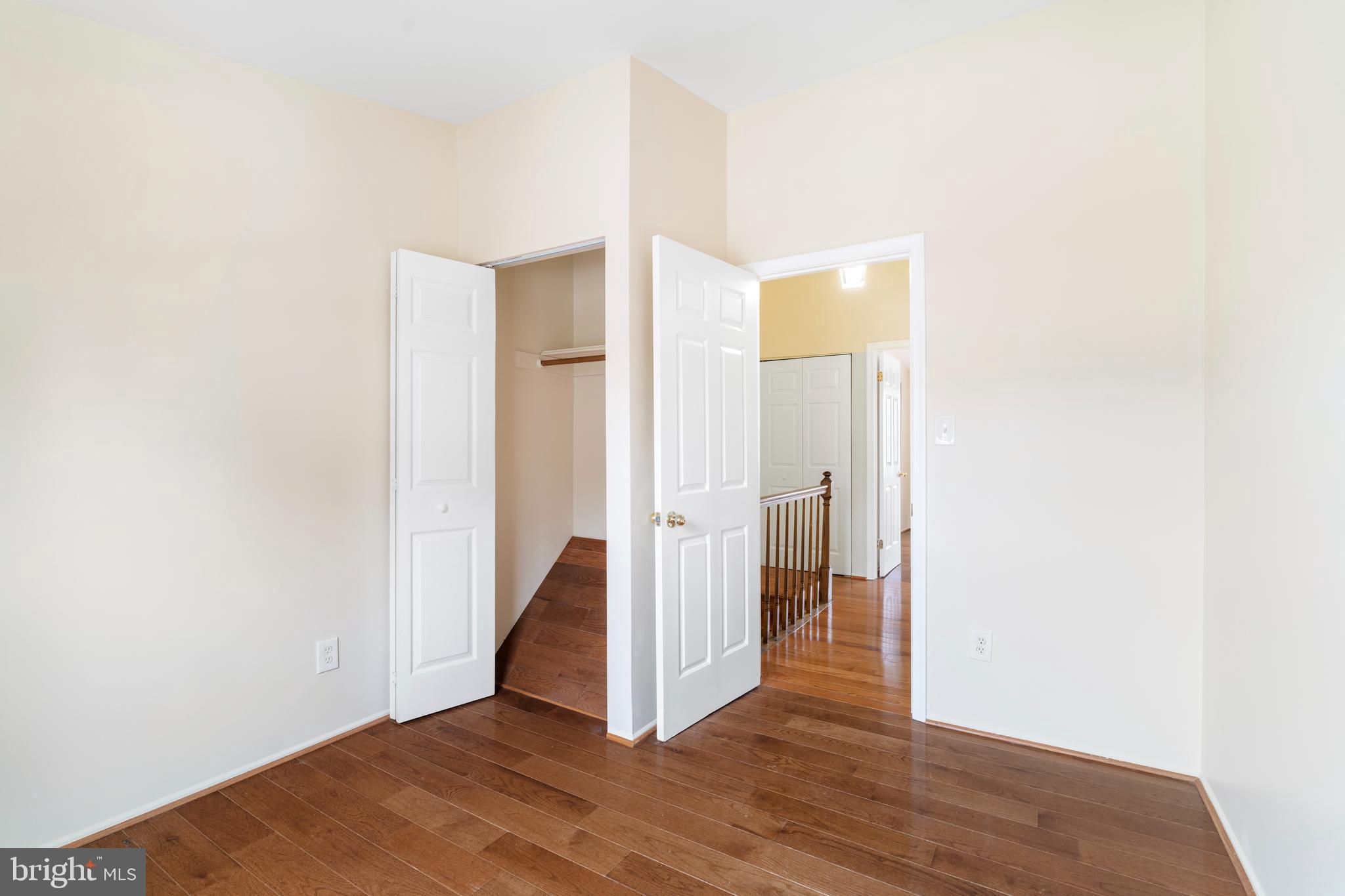 HUNT MEADOW - Residential