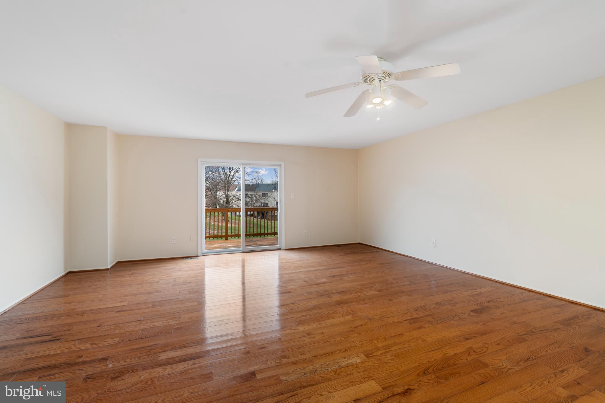 HUNT MEADOW - Residential