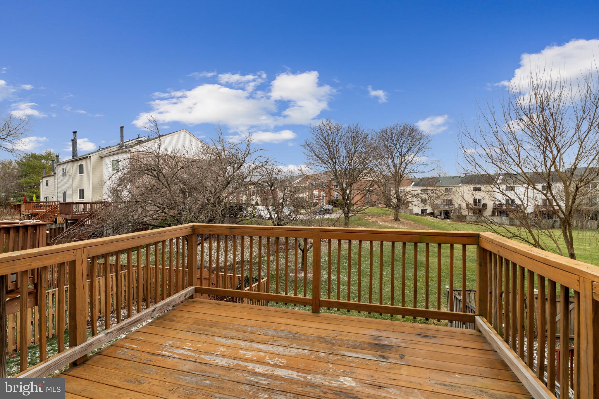 HUNT MEADOW - Residential