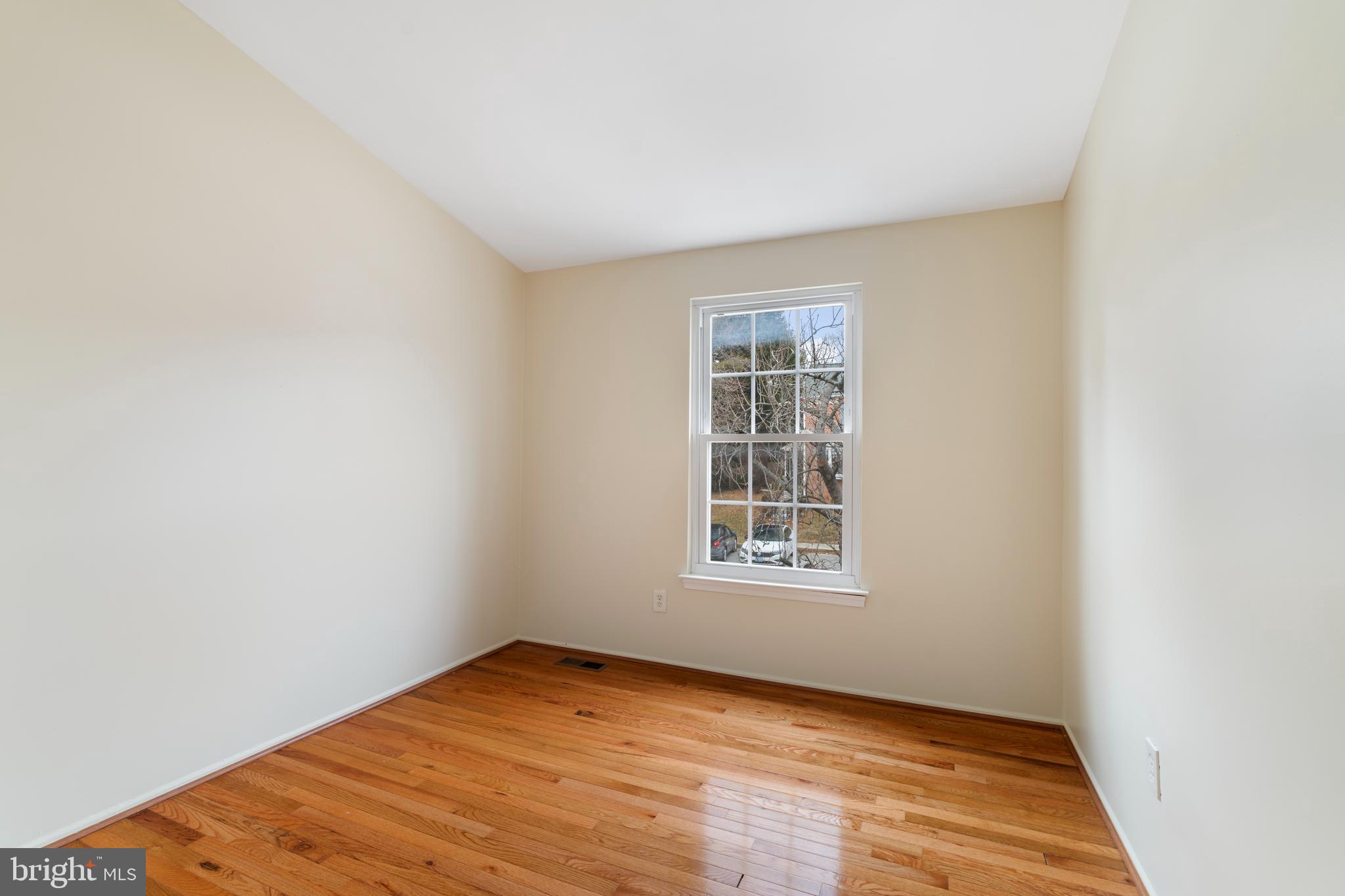 HUNT MEADOW - Residential