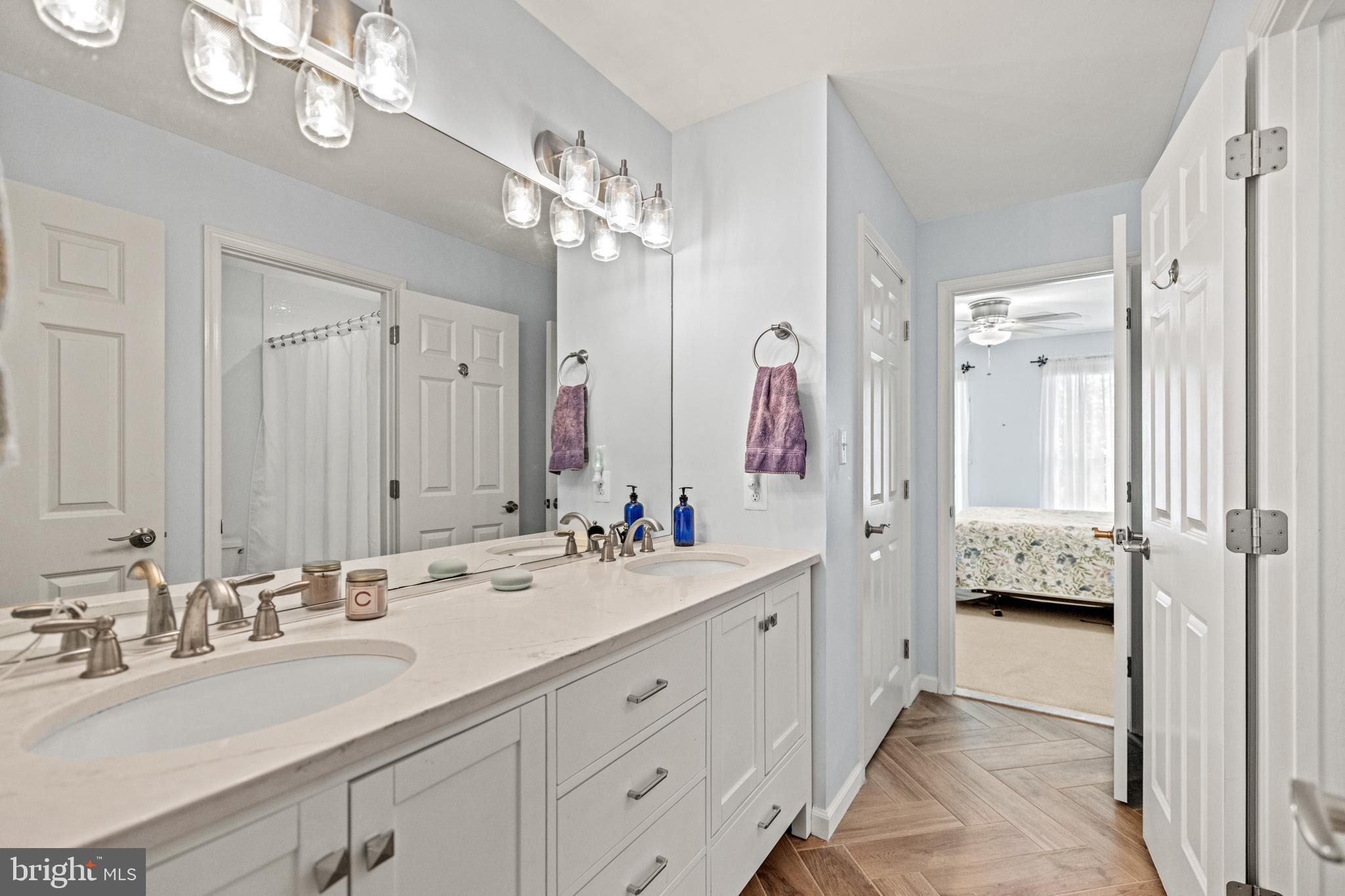 WELLINGTON - Residential