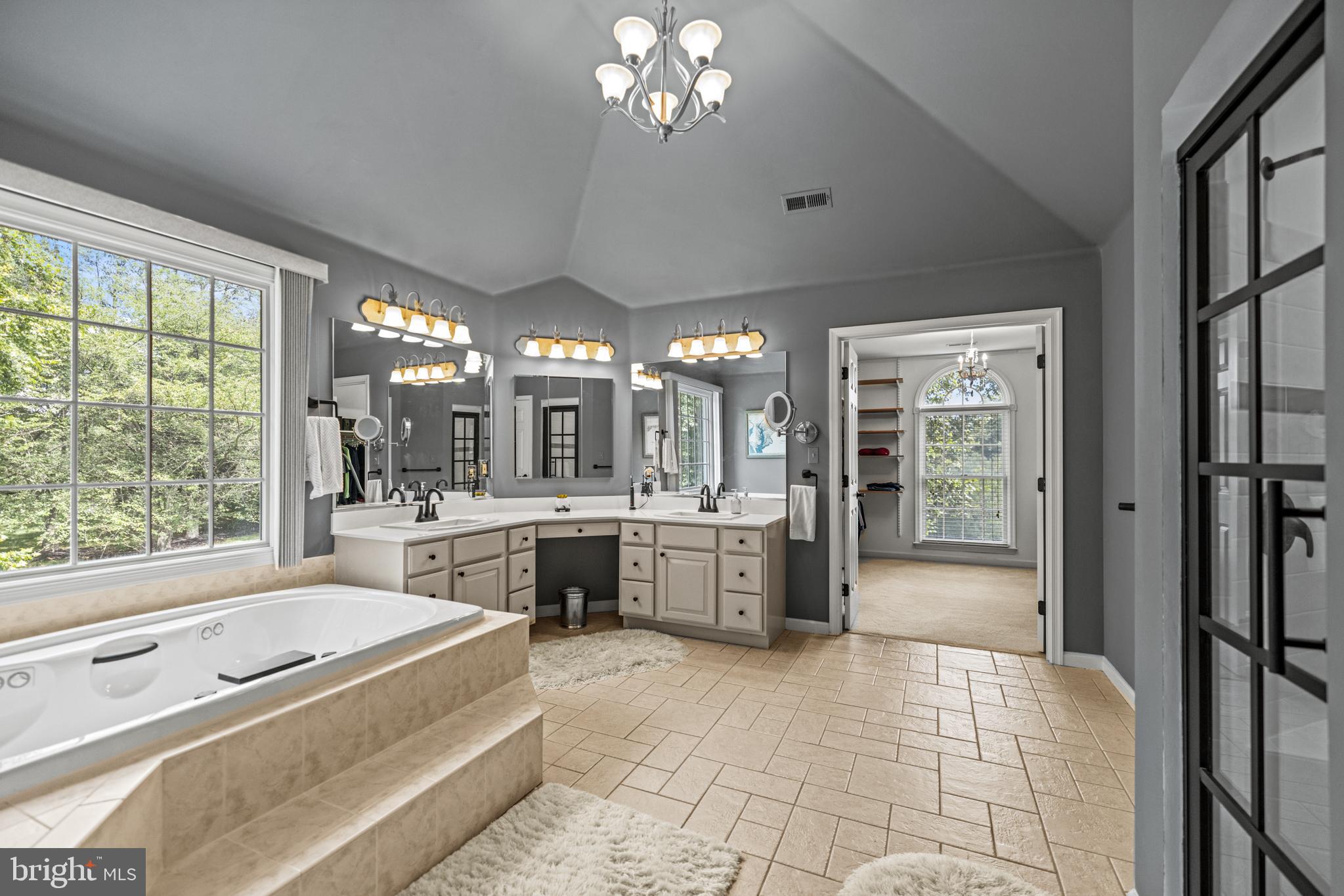 WELLINGTON - Residential