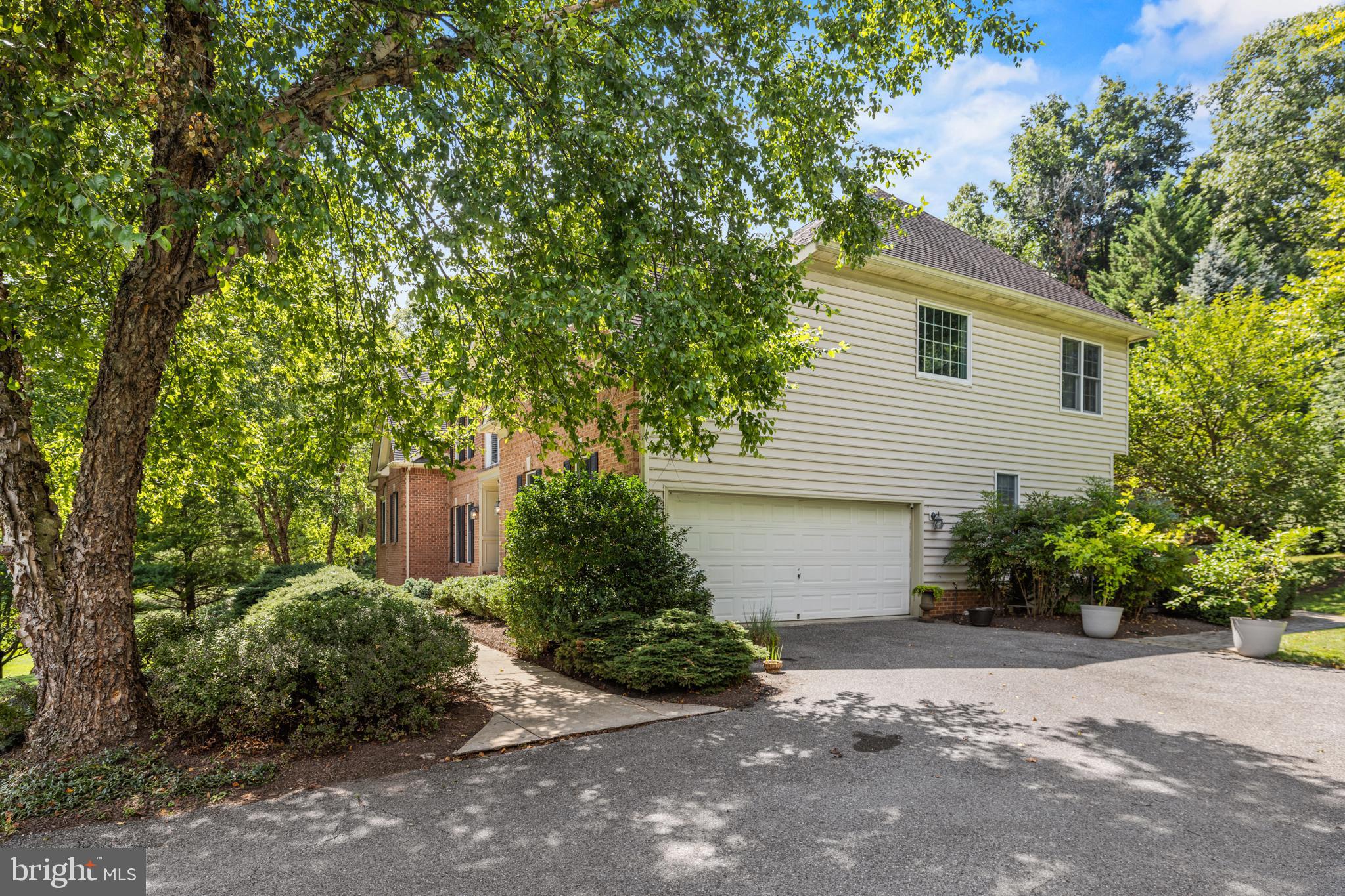 WELLINGTON - Residential