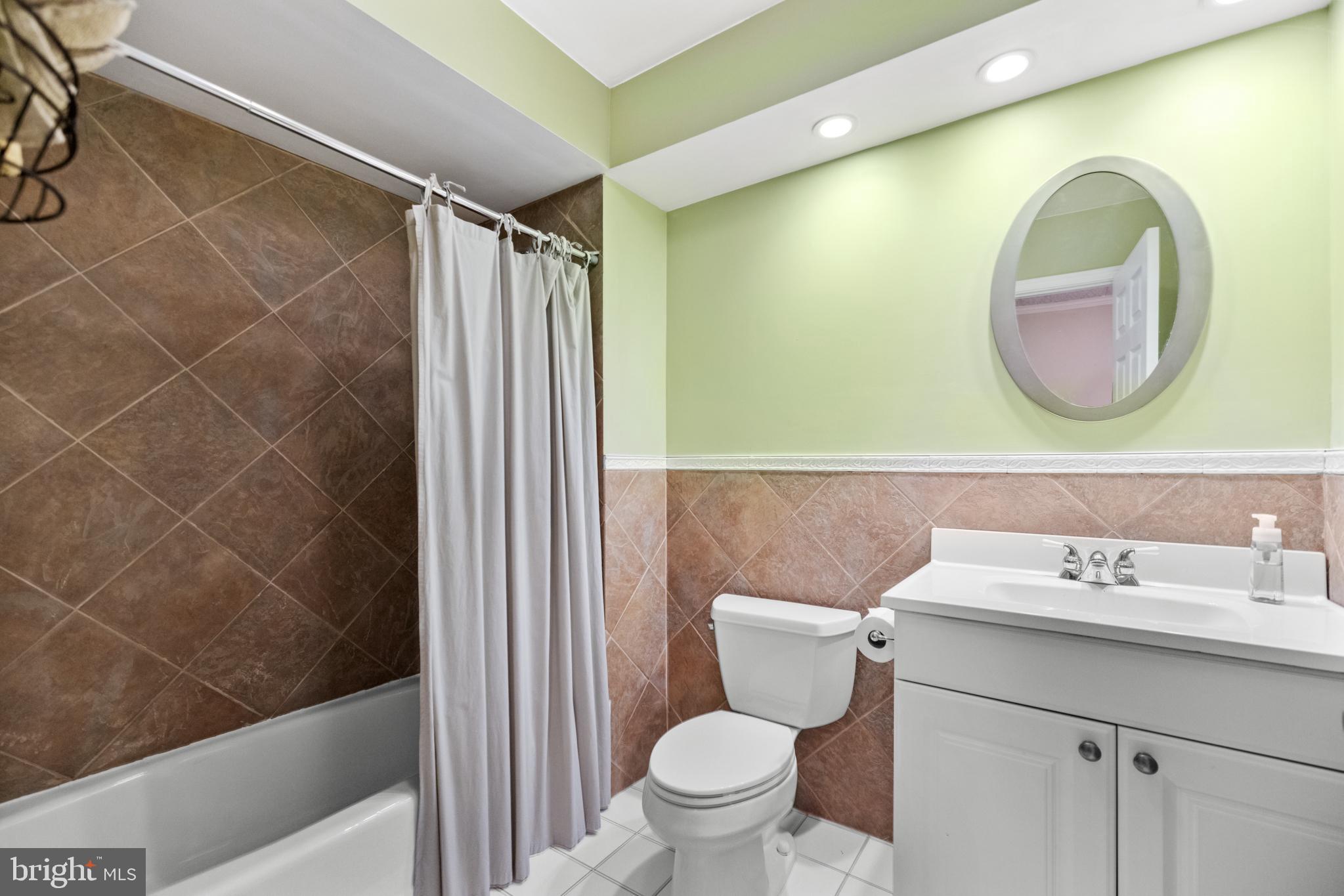 WELLINGTON - Residential