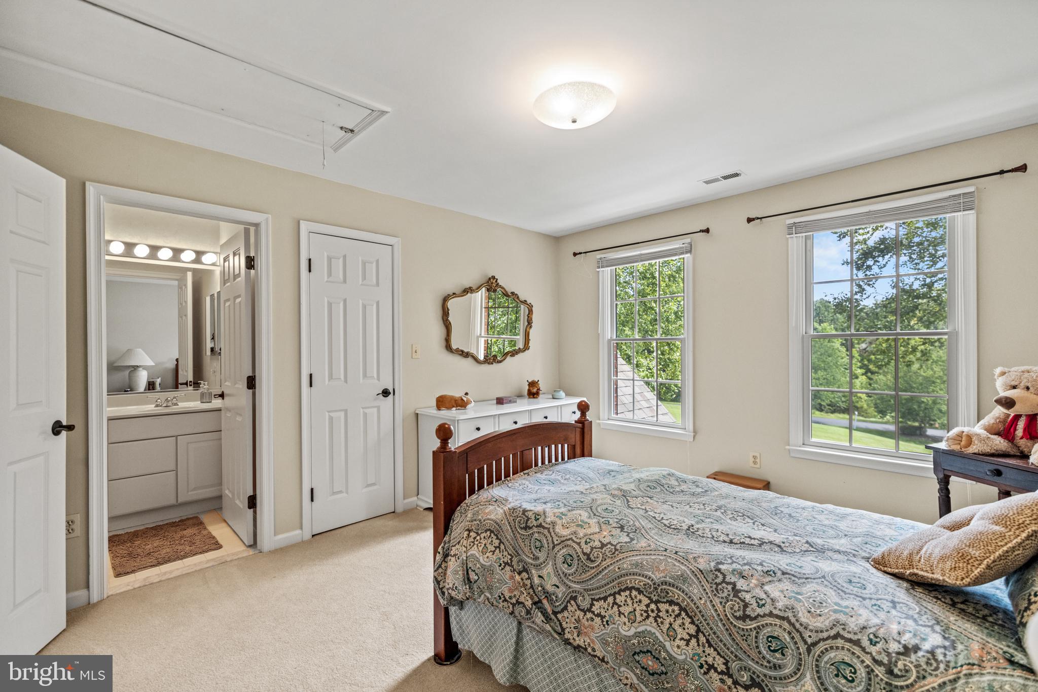 WELLINGTON - Residential