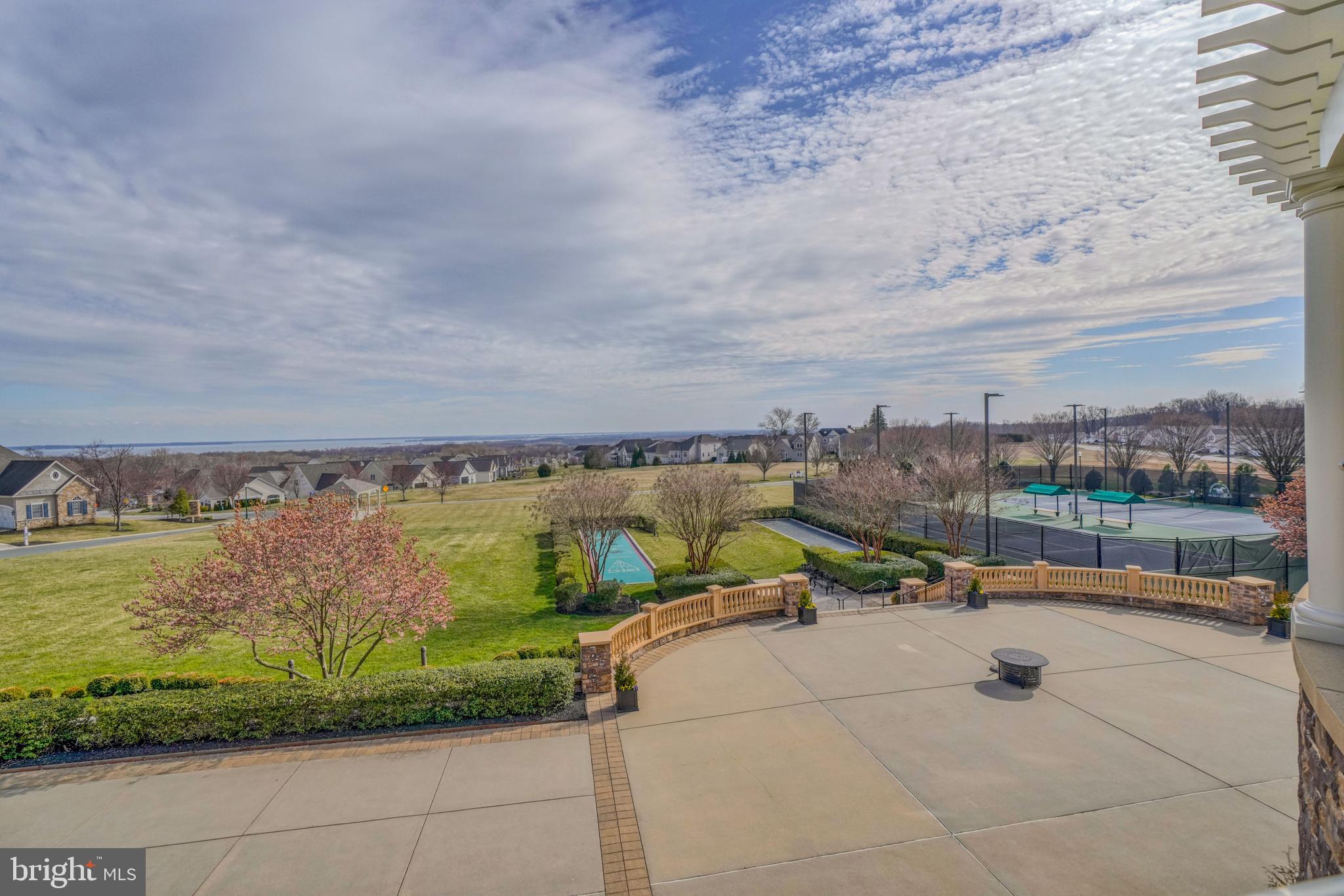 BULLE ROCK - Residential