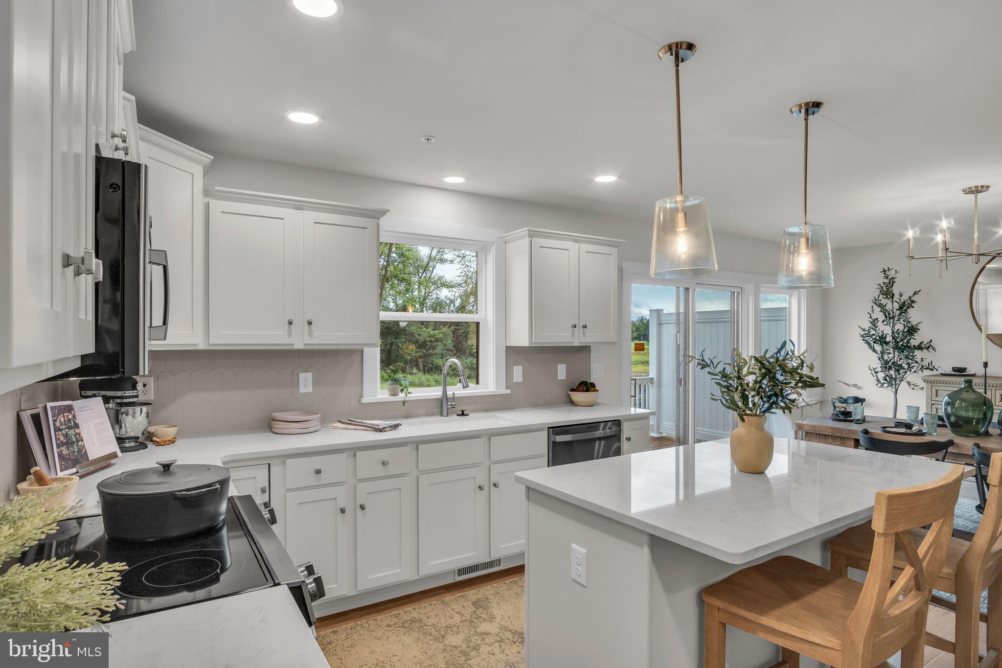 1020 BLACKSTONE RUN