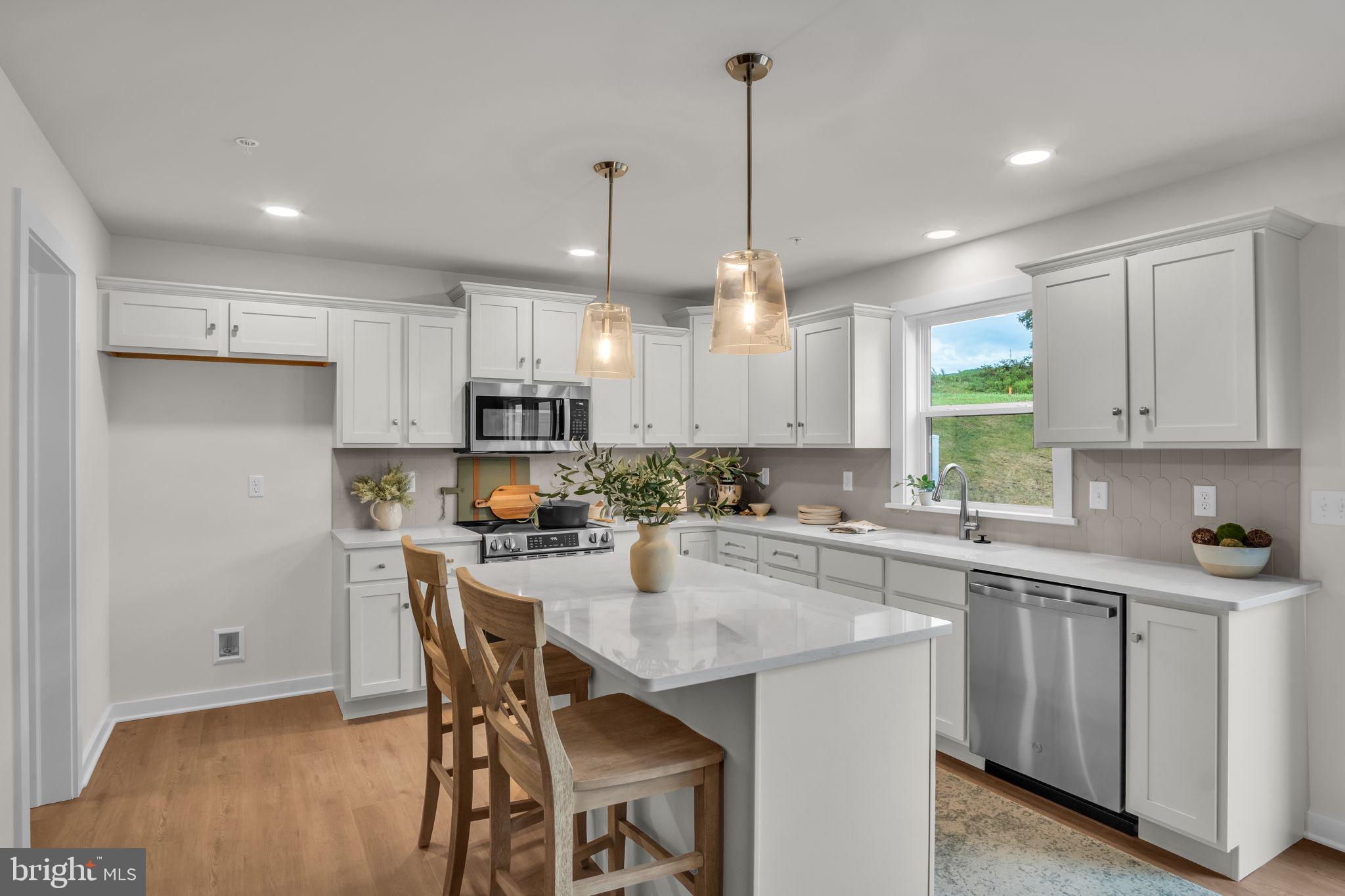 1020 BLACKSTONE RUN