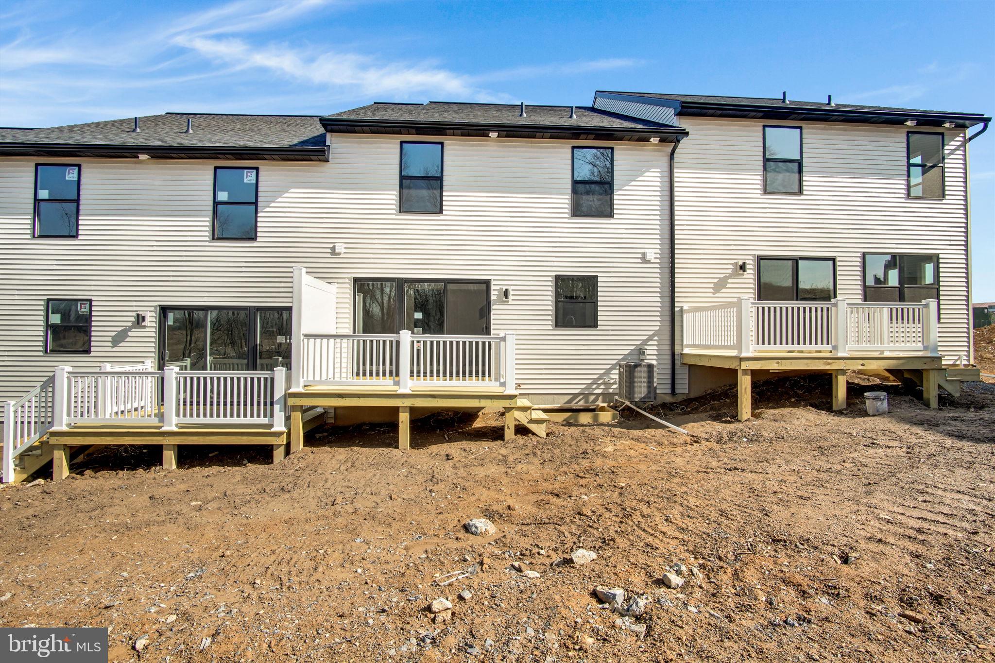 MORGAN'S CROSSING - Residential