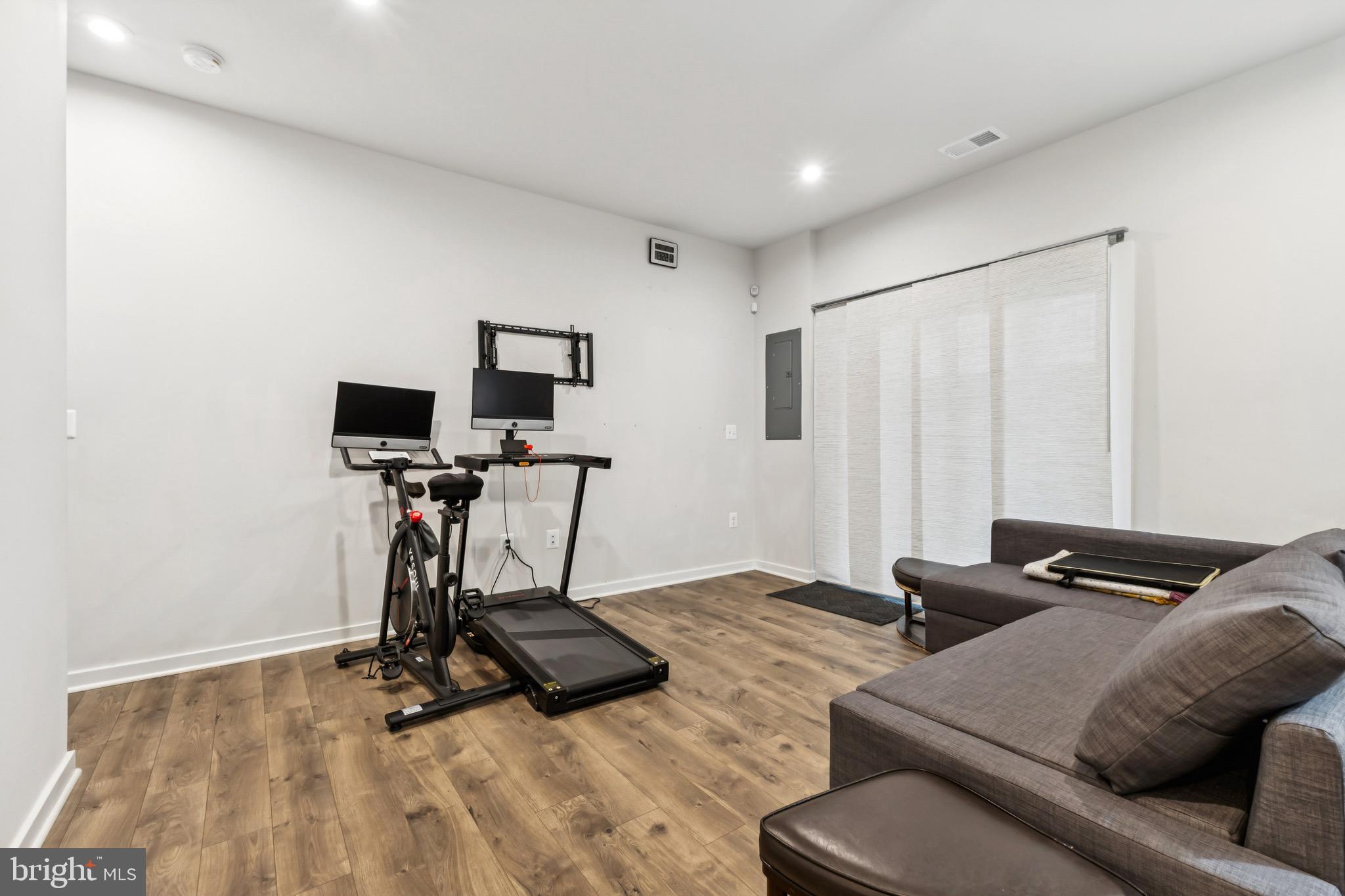 POTOMAC SHORES - Residential