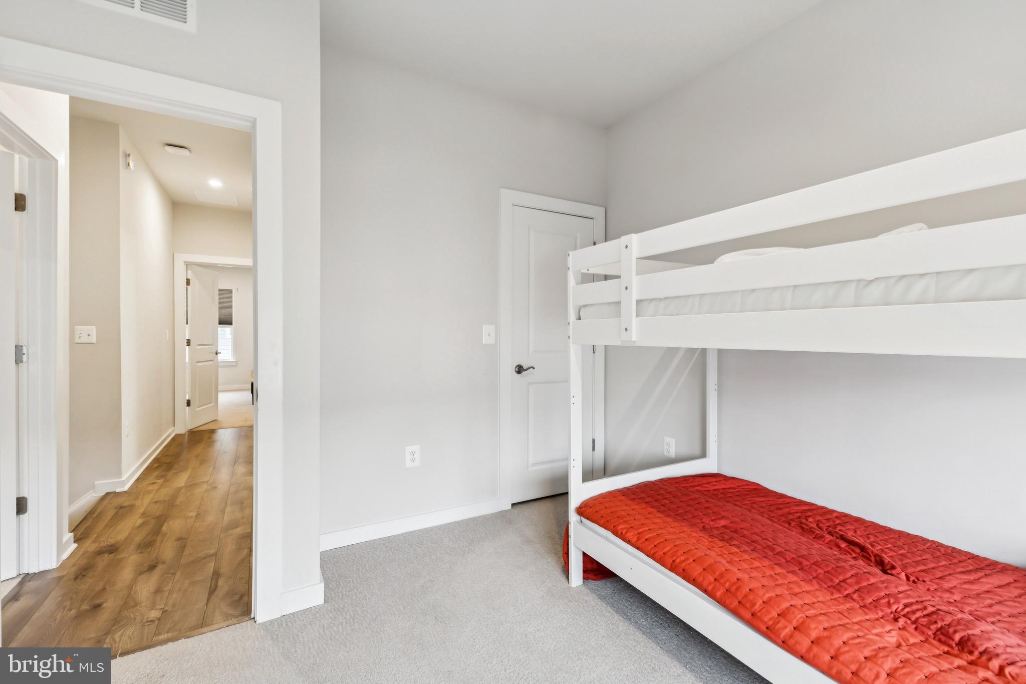 POTOMAC SHORES - Residential