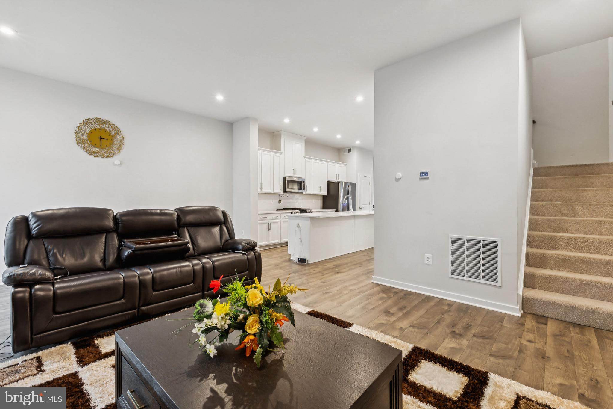 POTOMAC SHORES - Residential