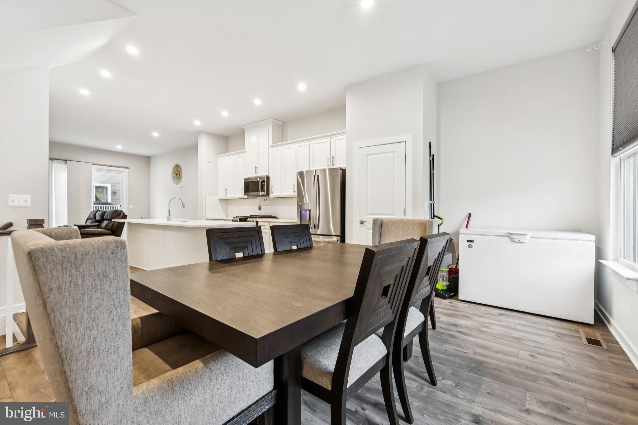 POTOMAC SHORES - Residential