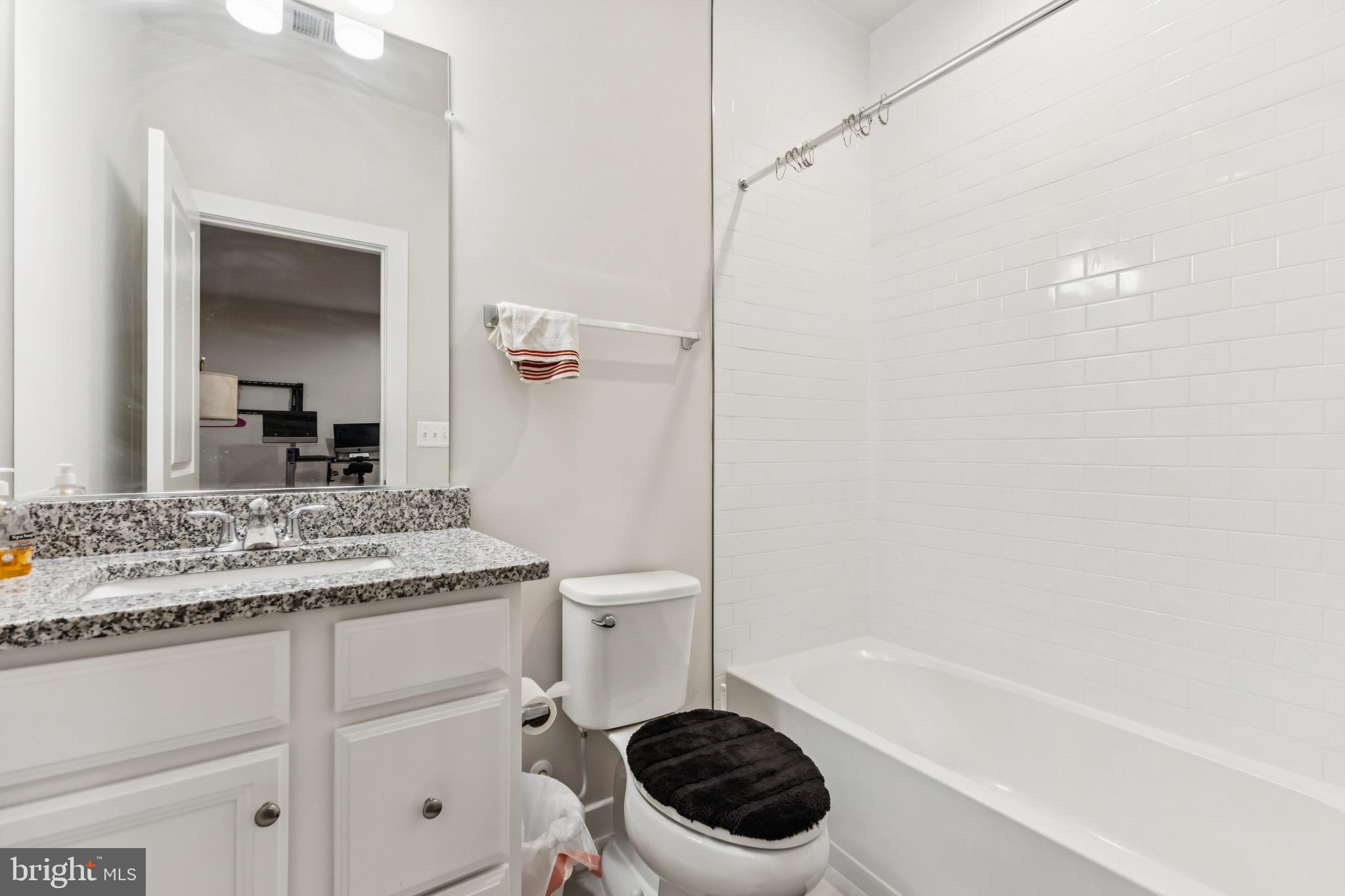 POTOMAC SHORES - Residential