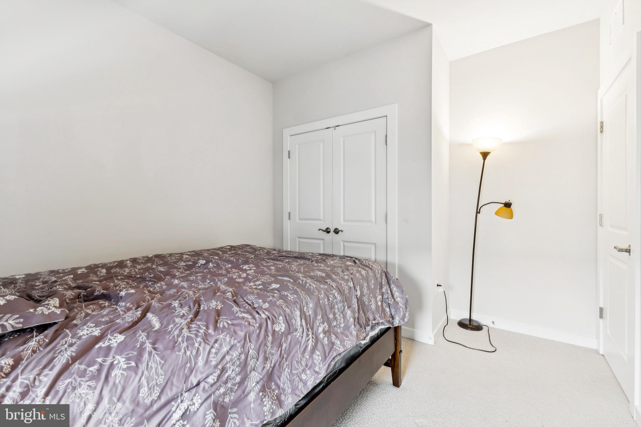 POTOMAC SHORES - Residential