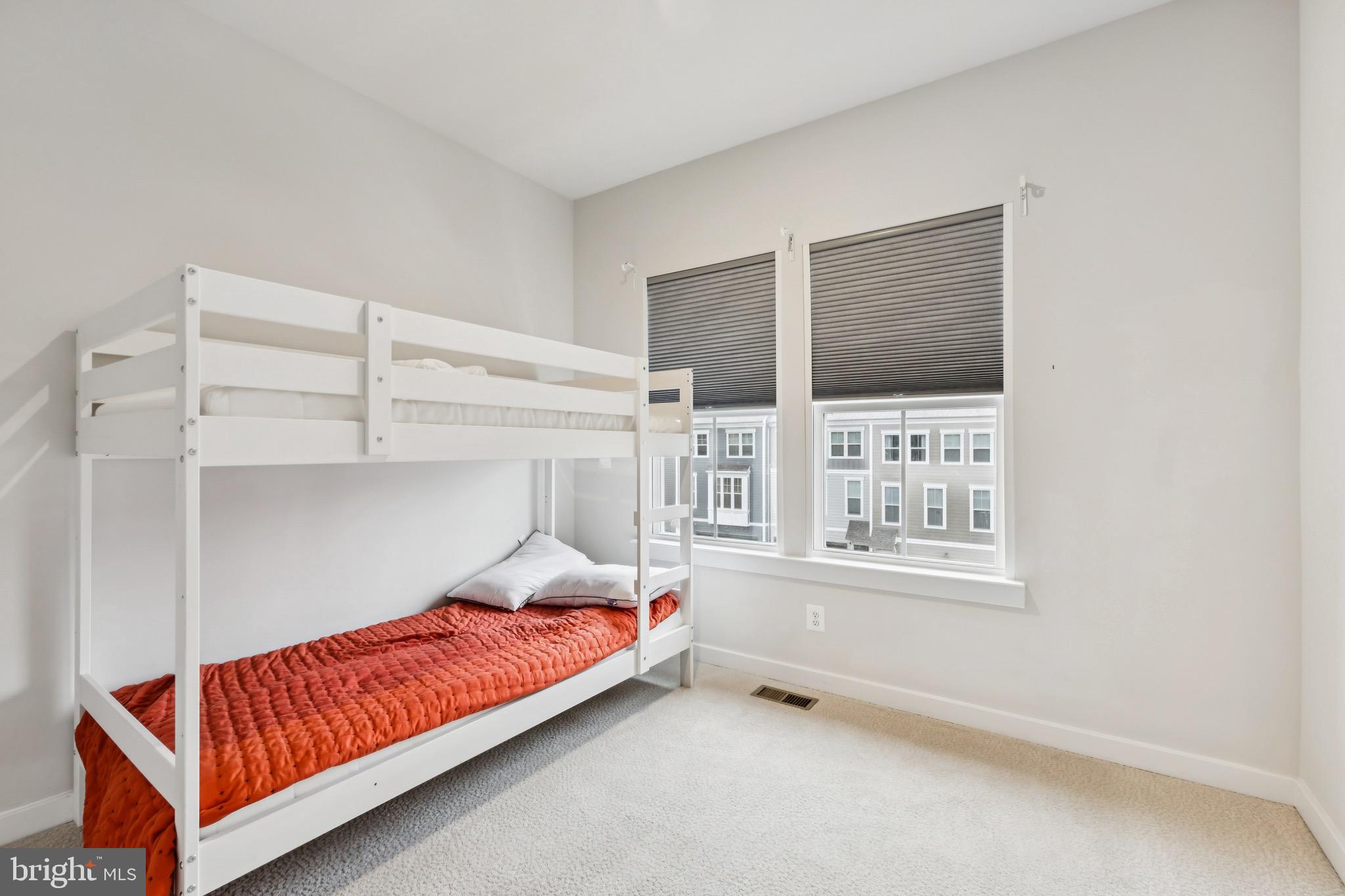 POTOMAC SHORES - Residential