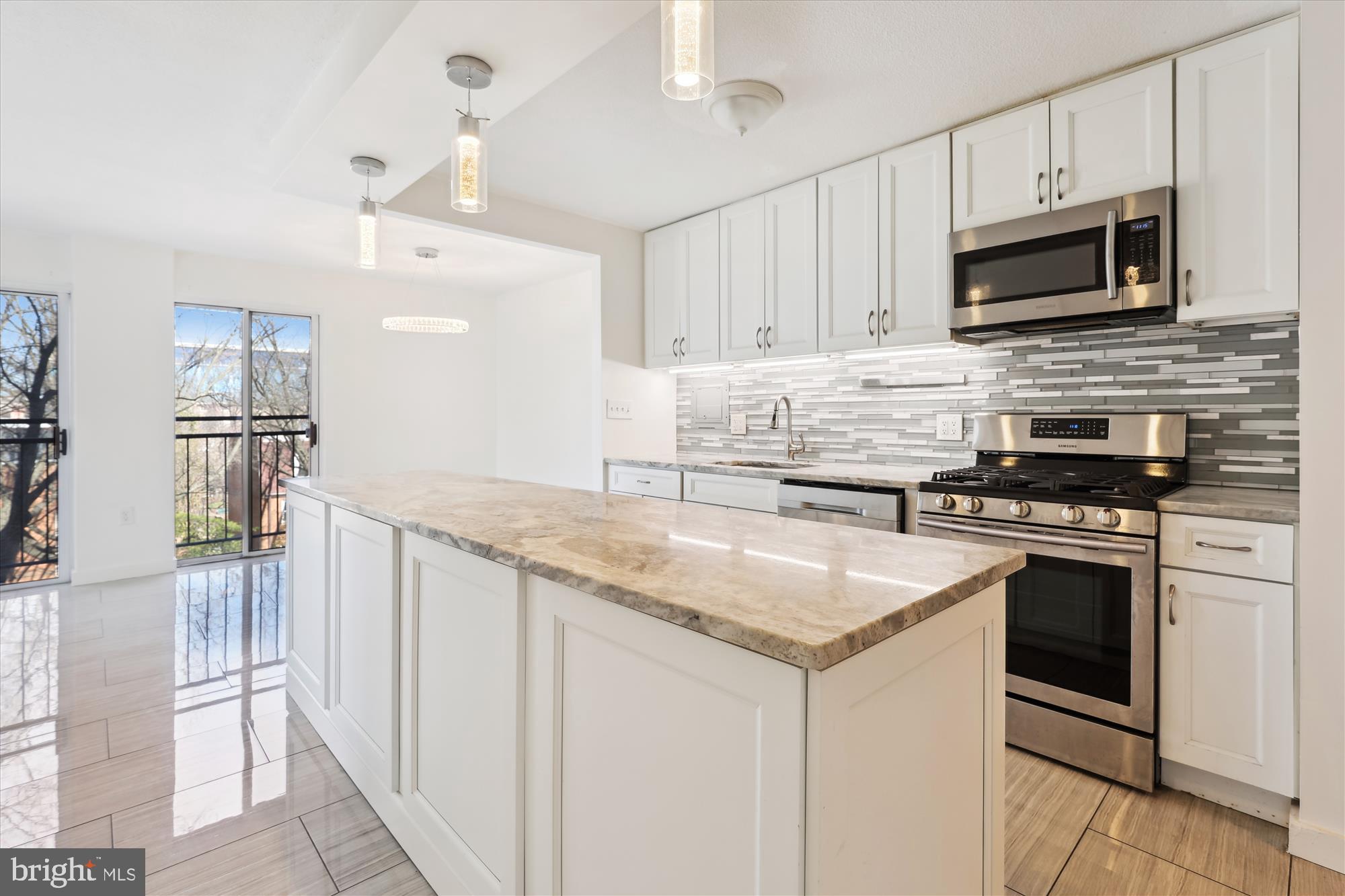 700 7TH STREET SW 302