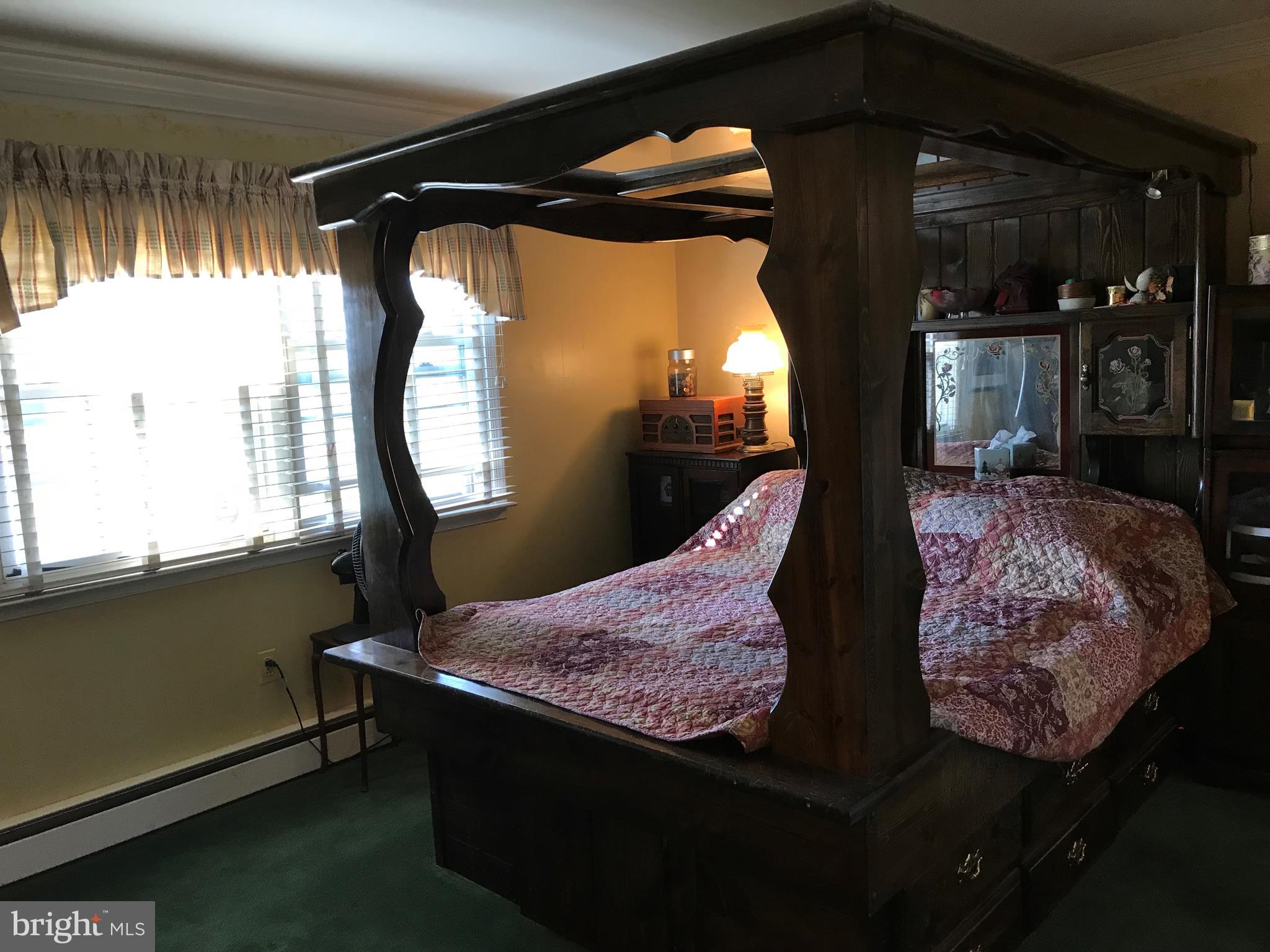 LONG LANE FARMS - Residential
