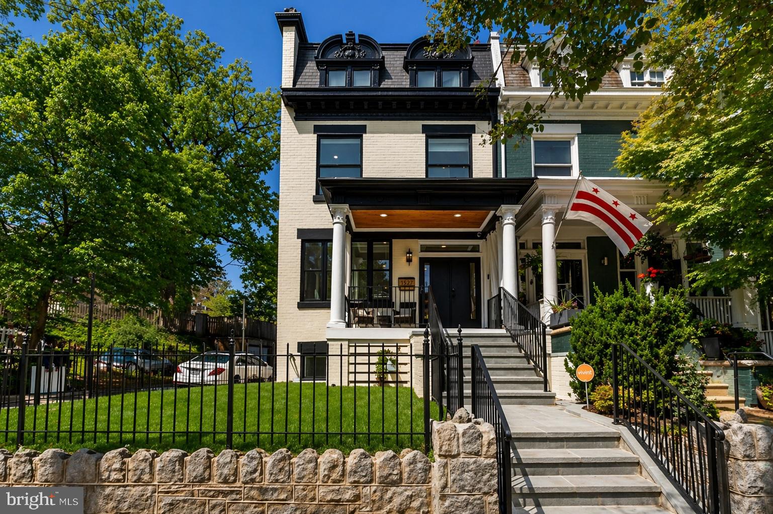 1527 BUCHANAN STREET NW
