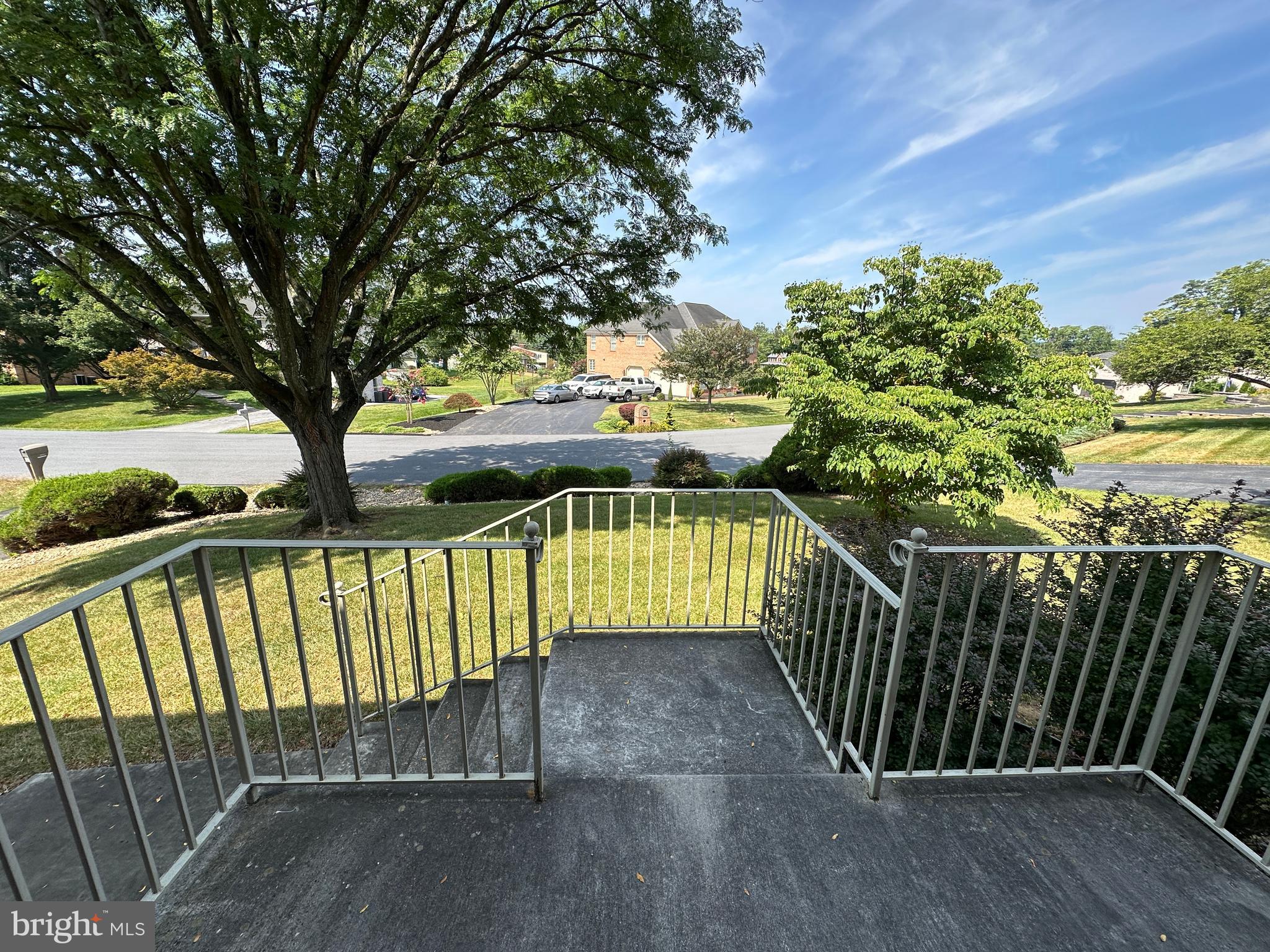 CLOVERTON - Residential