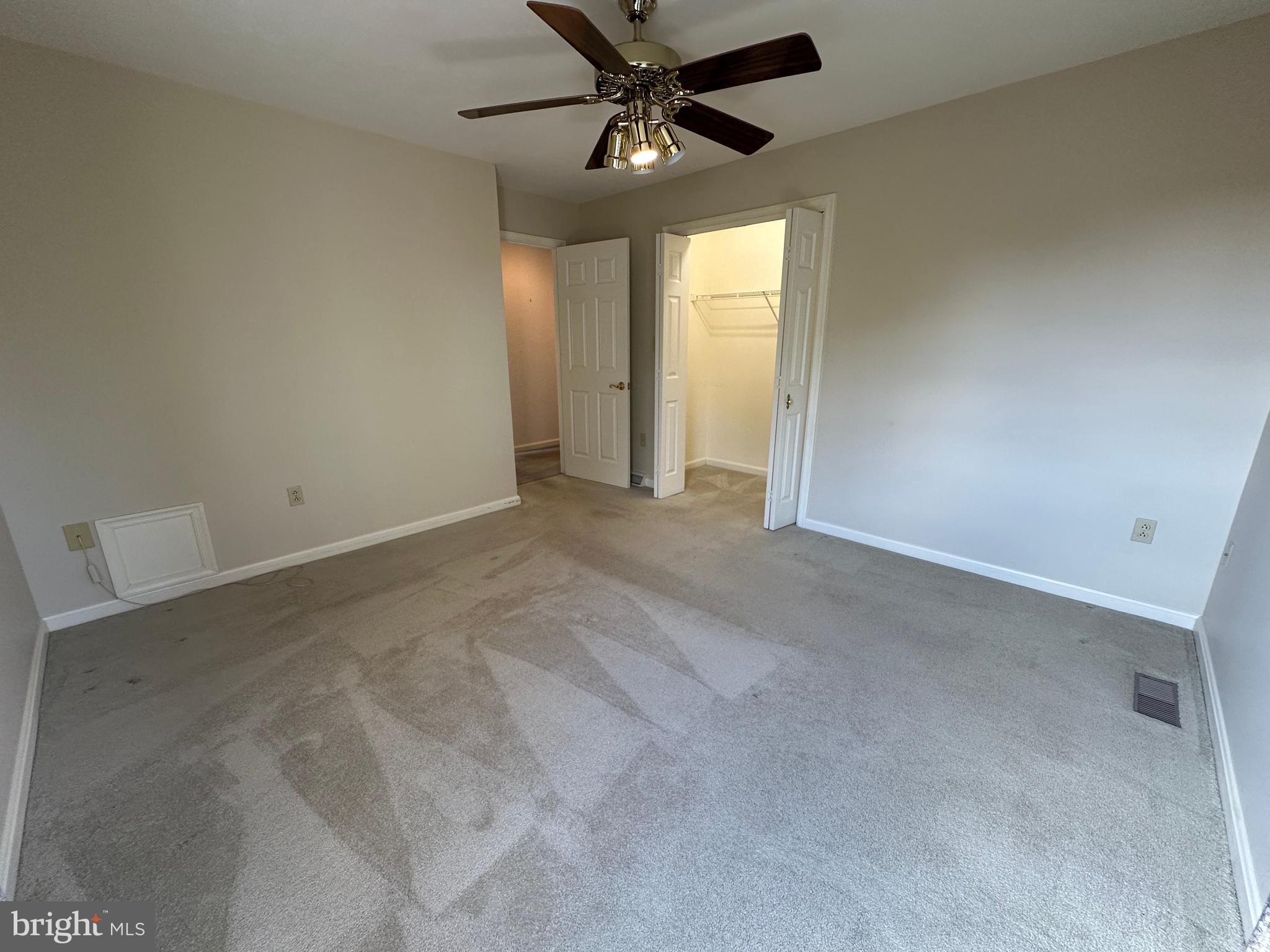 CLOVERTON - Residential