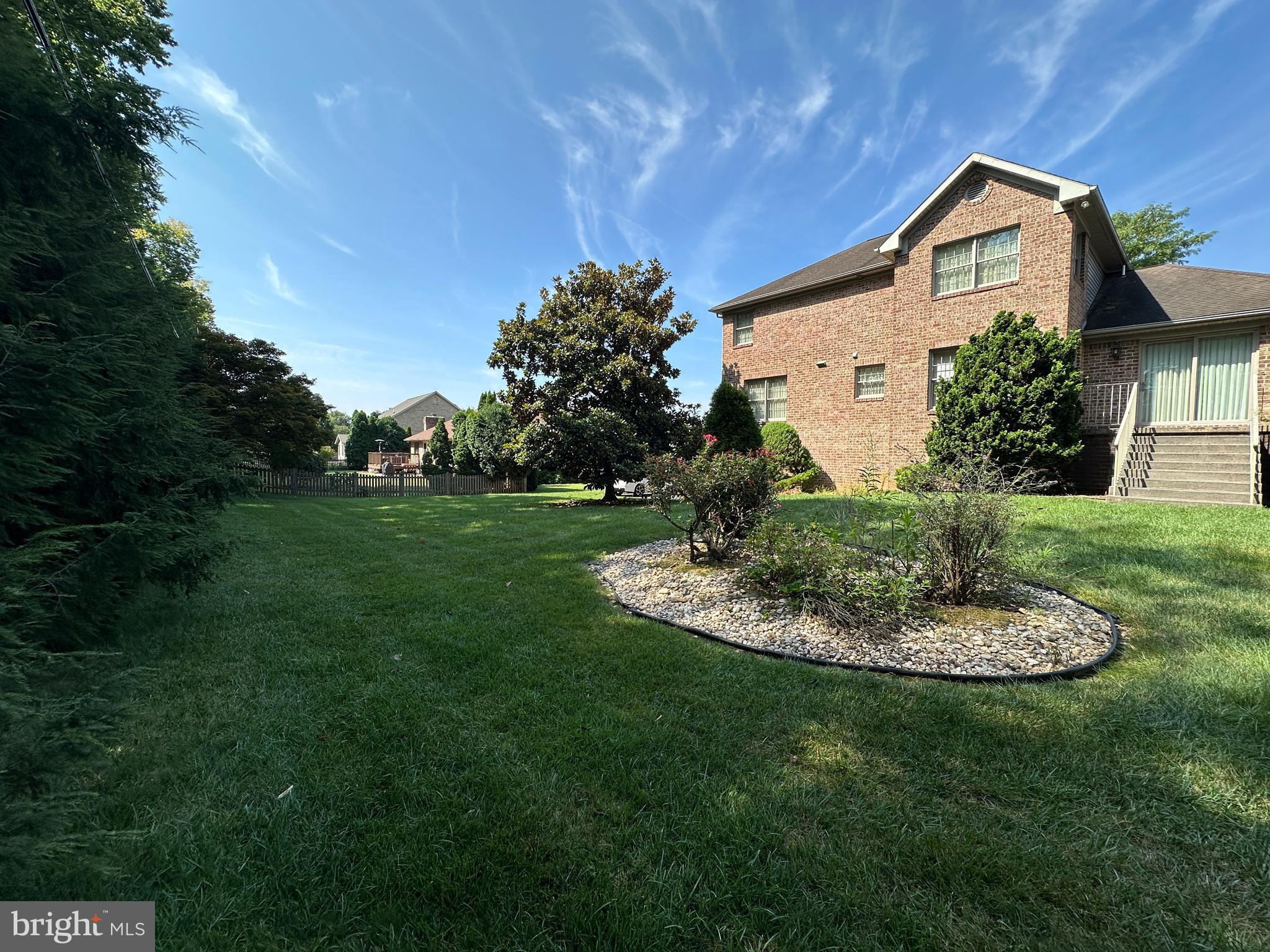 CLOVERTON - Residential